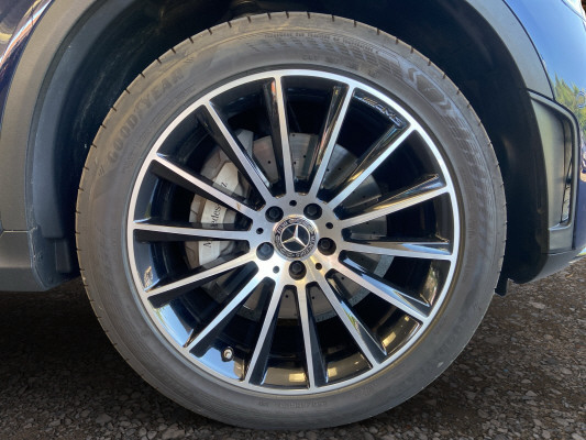 MERCEDES-BENZ GLC 300 d AMG Line 4Matic-image-8