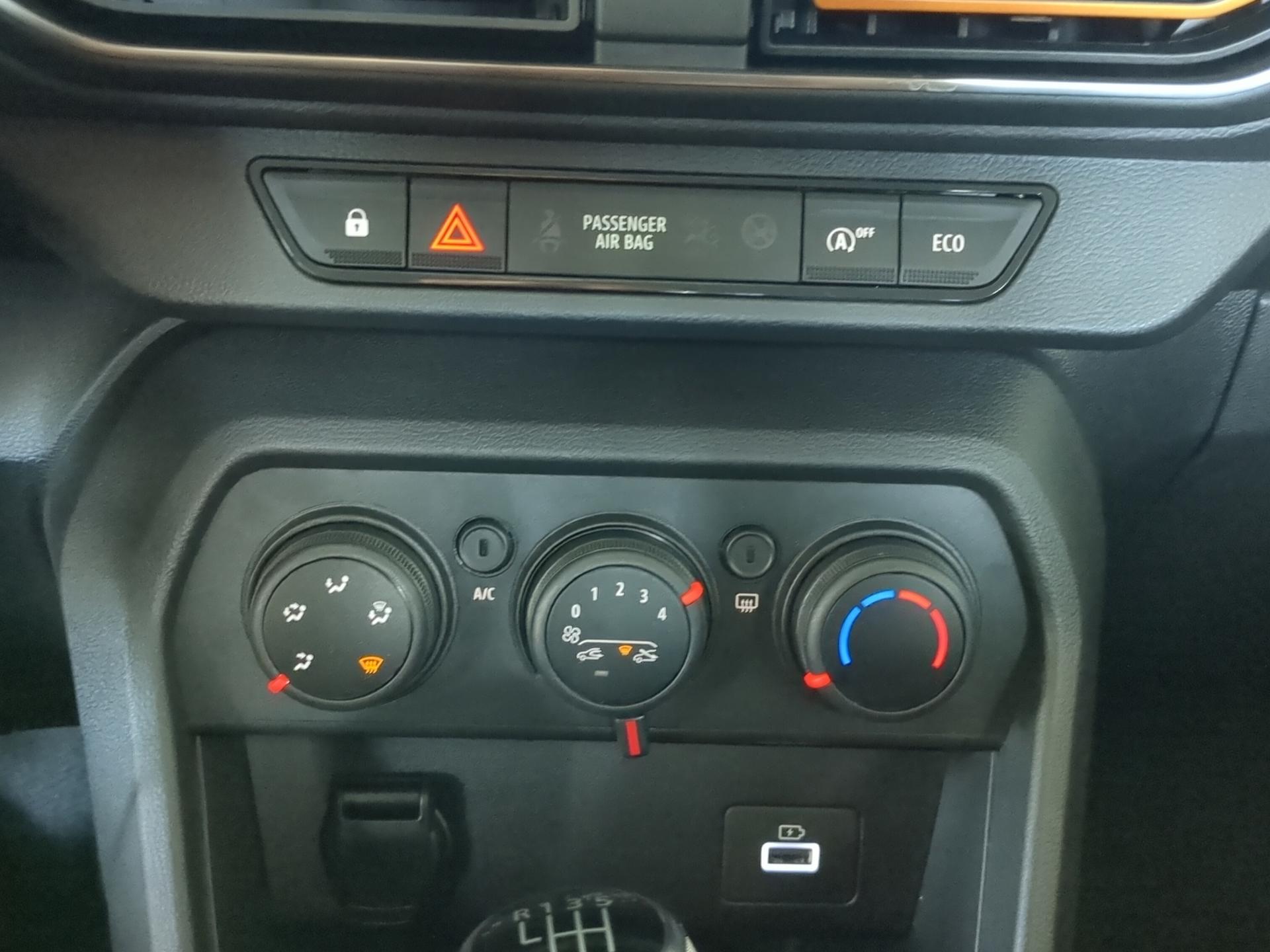 DACIA Sandero Stepway TCe 90 Comfort-image-17