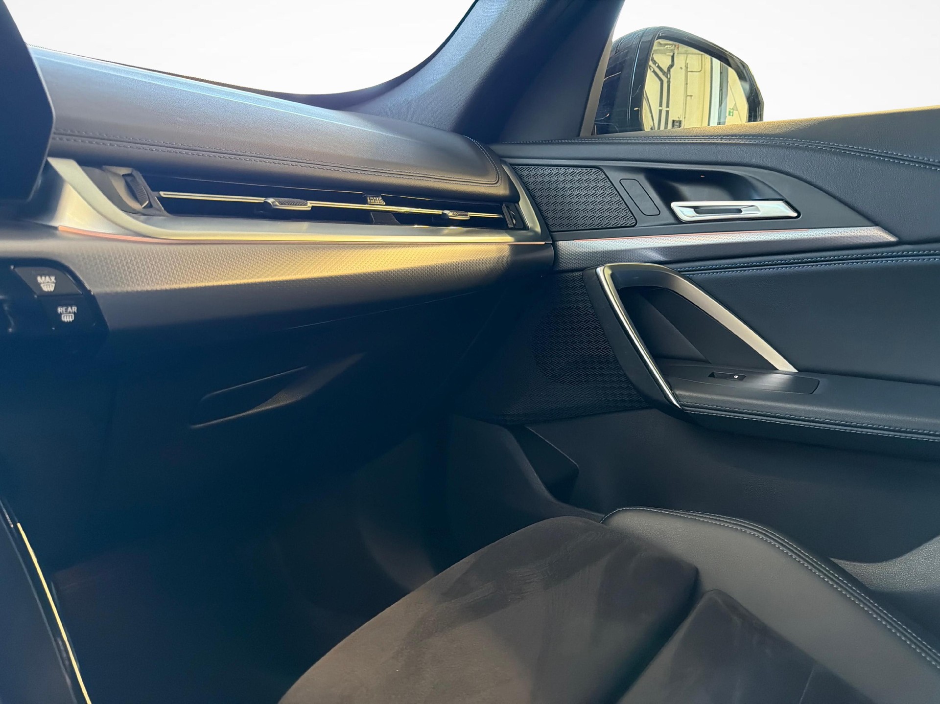 BMW X1 23d xDrive paddles-image-17