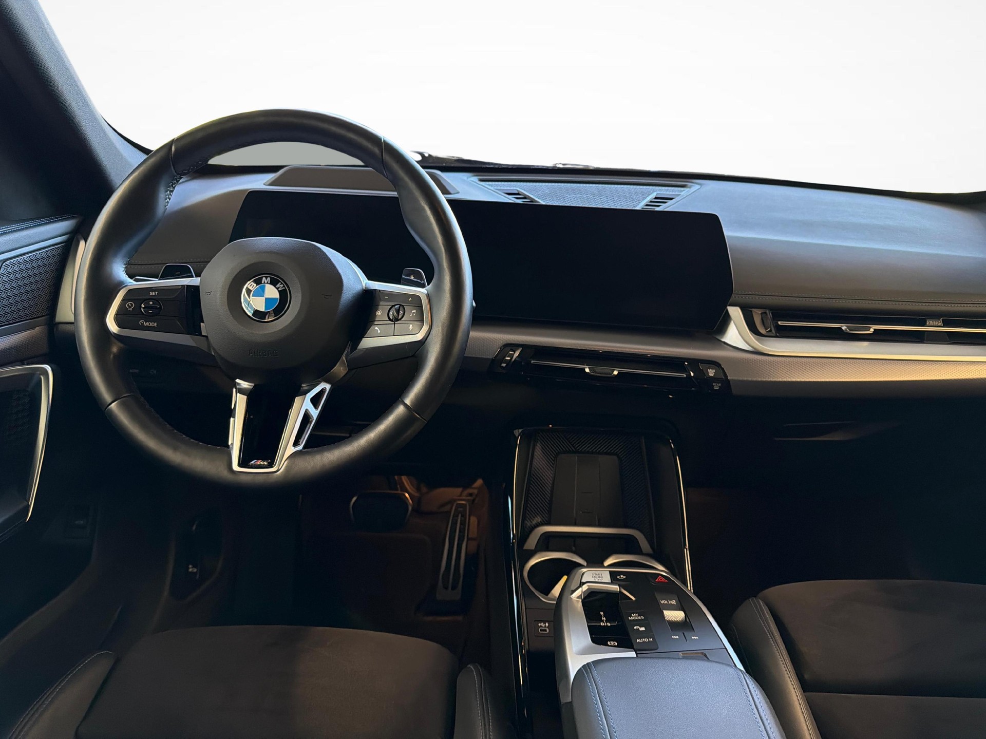 BMW X1 23d xDrive paddles-image-12