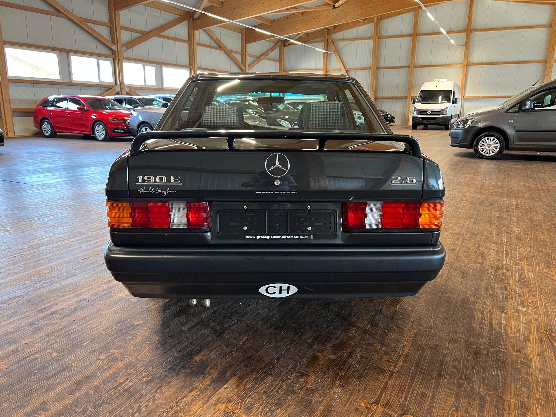 MERCEDES-BENZ 190 E 2.6-image-5