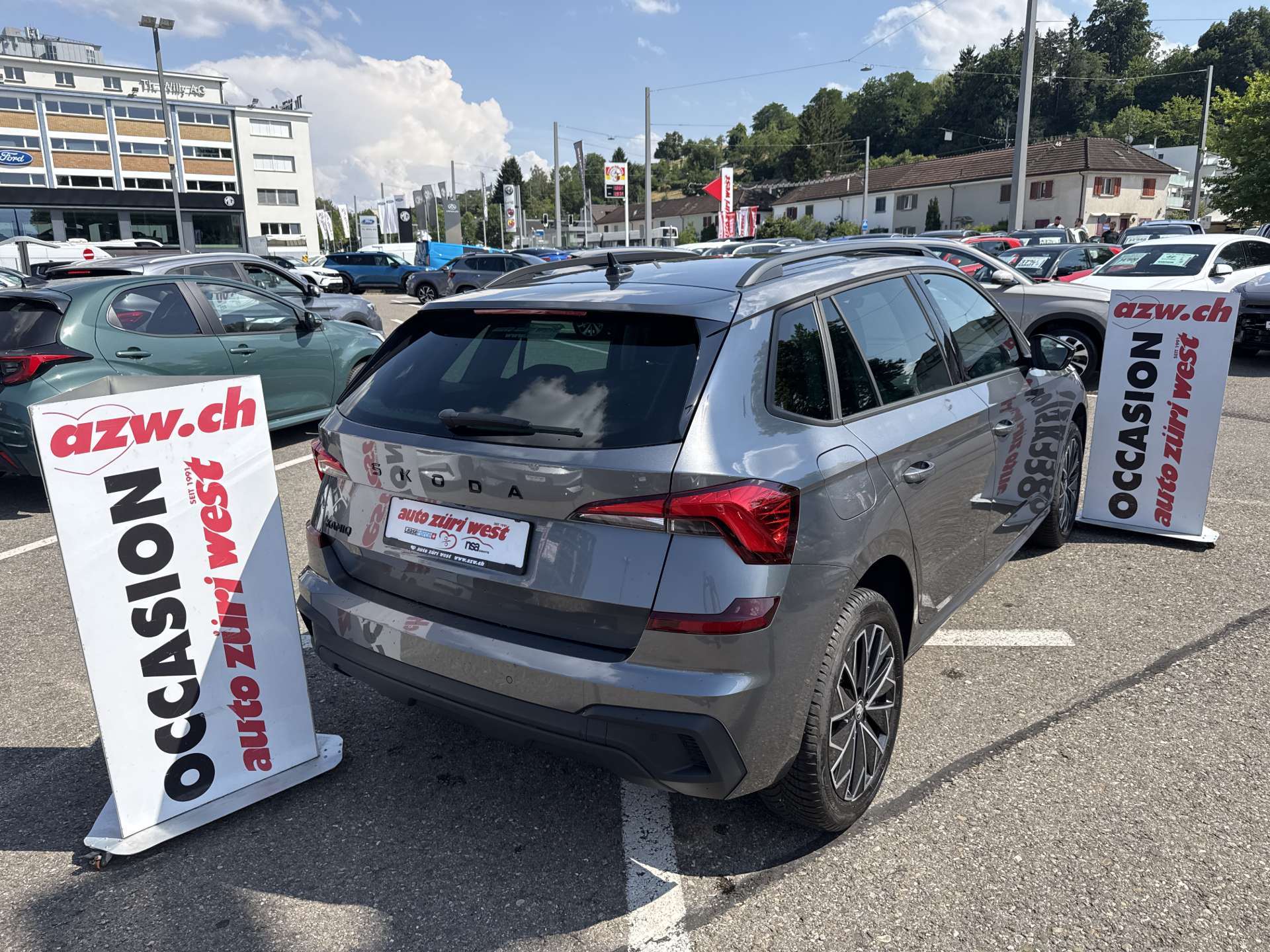 SKODA Kamiq 1.0 TSi Selection Black Dots DSG-Automat-image-2