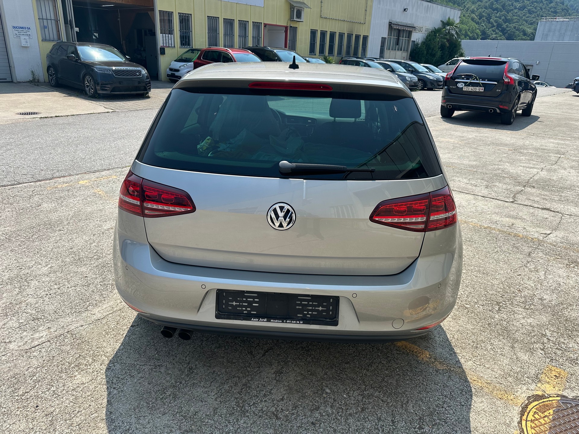 VW Golf 2.0 TDI Highline 4Motion-image-3