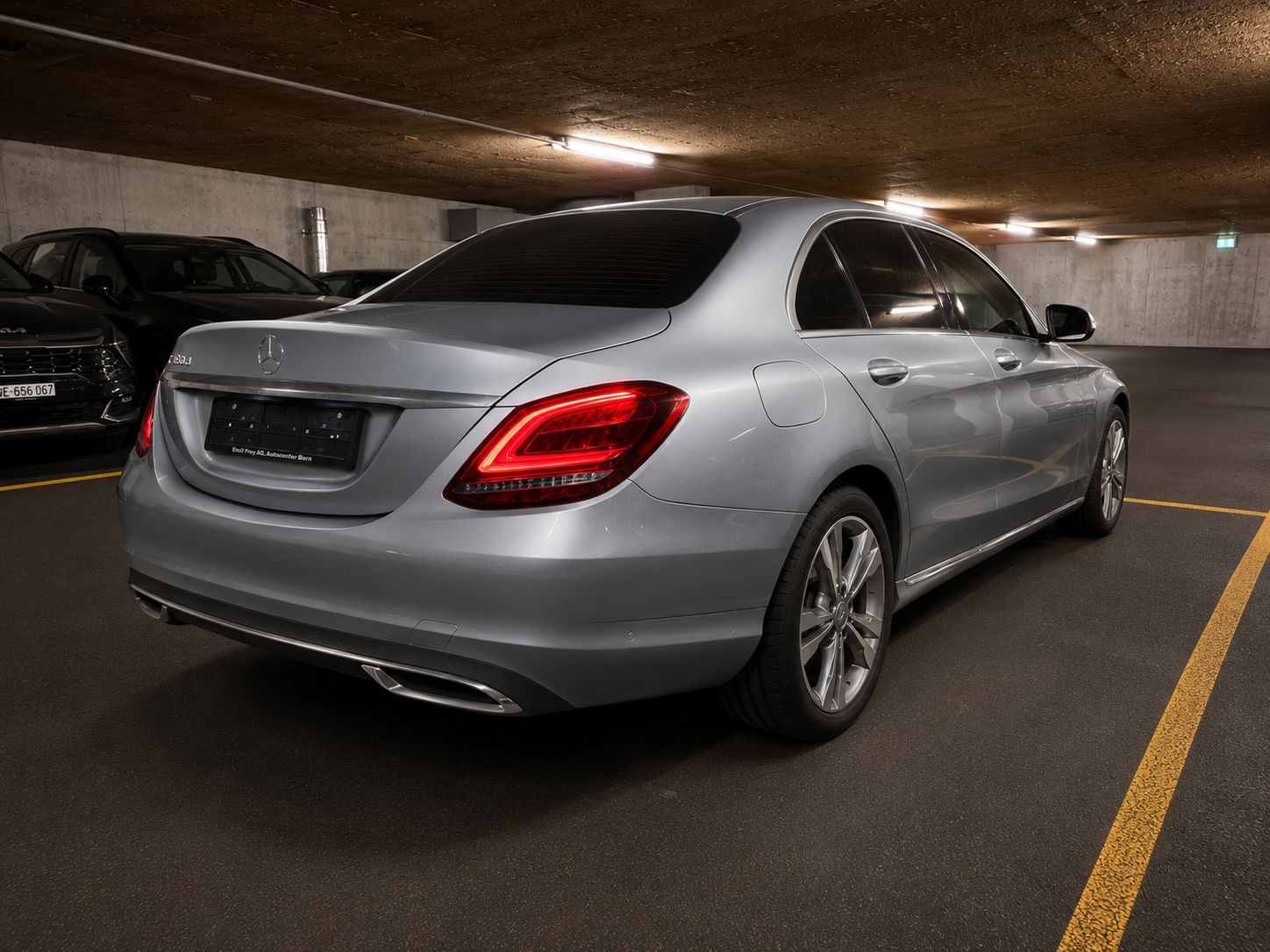 MERCEDES-BENZ C 180 BlueTEC 7G-Tronic-image-4