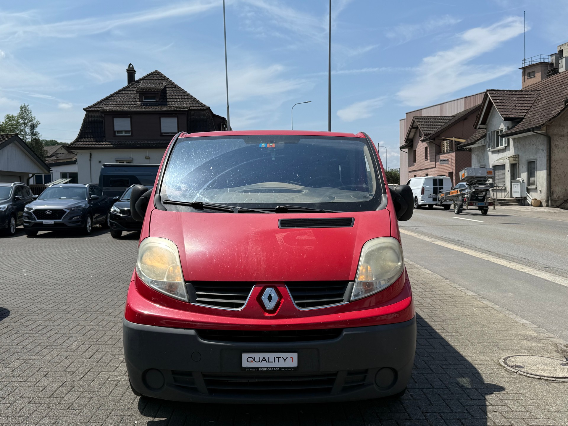 RENAULT Trafic 2.0 dCi Eco Passenger Authentique A-image-1
