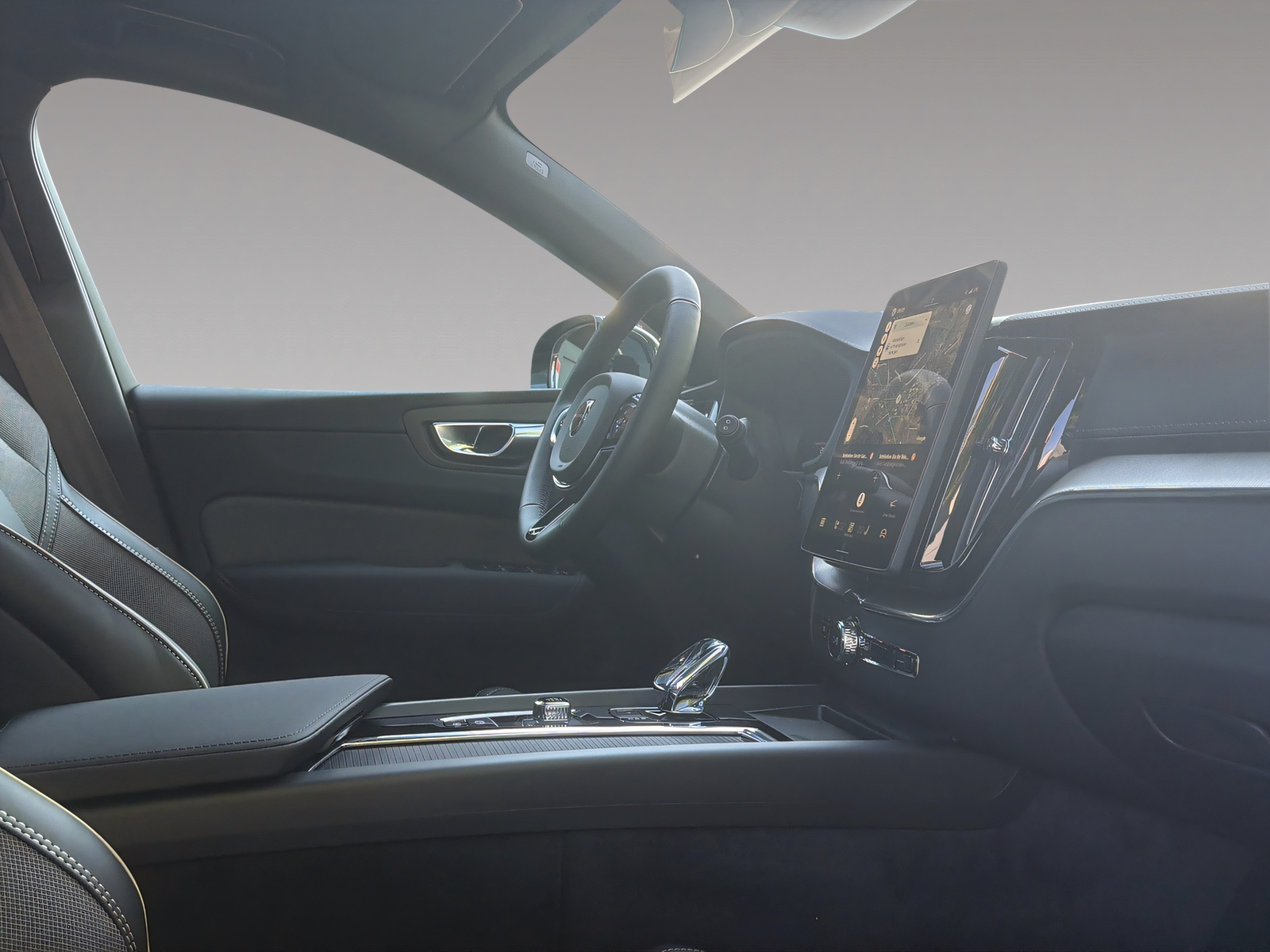 VOLVO XC60 2.0 T8 TE Black Edition eAWD-image-12