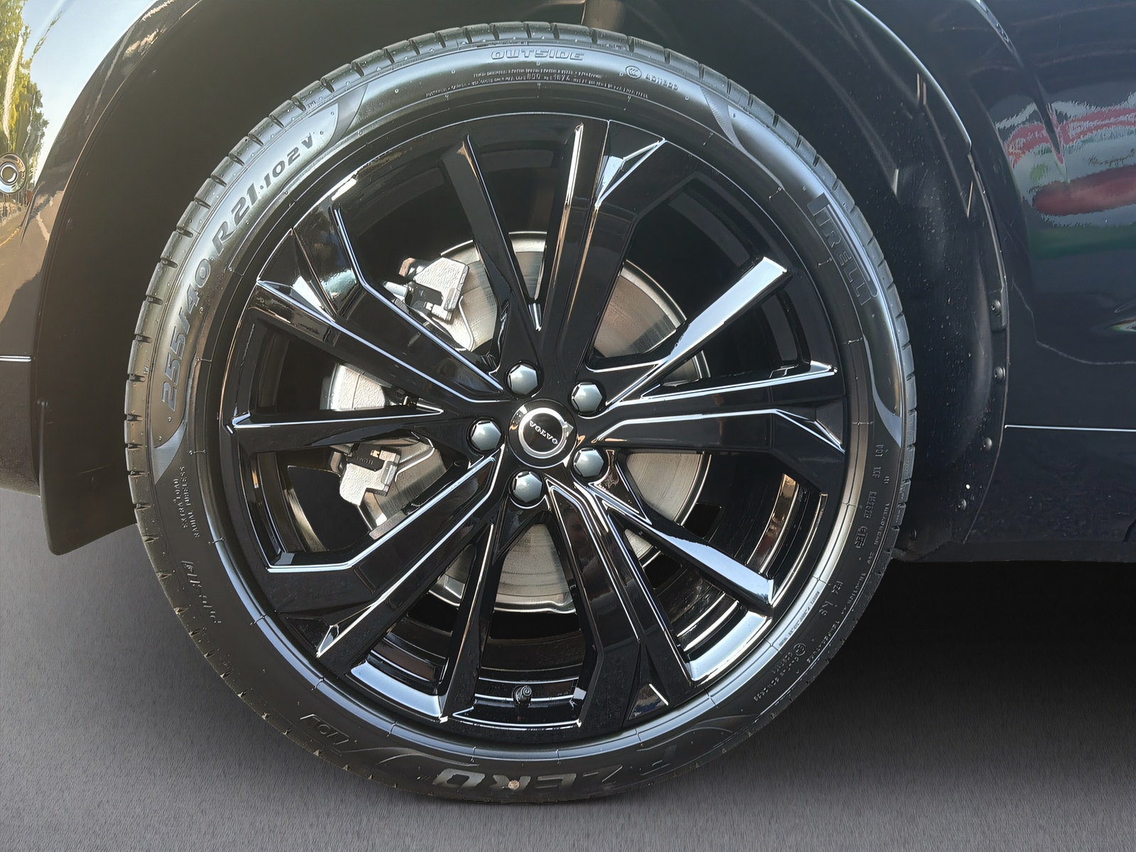 VOLVO XC60 2.0 T8 TE Black Edition eAWD-image-23