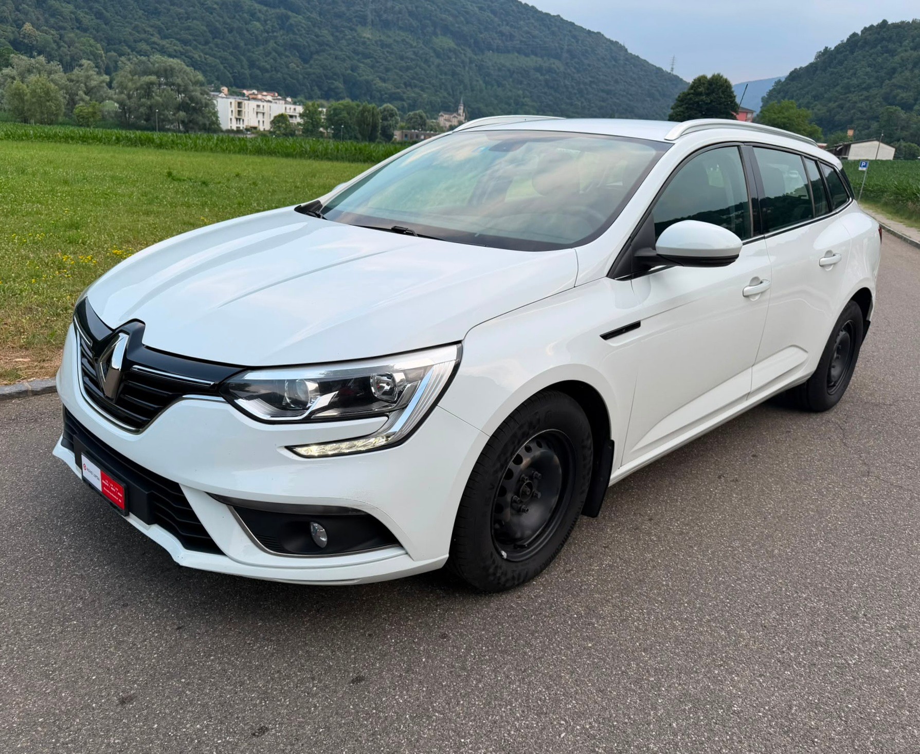 RENAULT Mégane Grandtour 1.5 dCi Business Line EDC-image-0