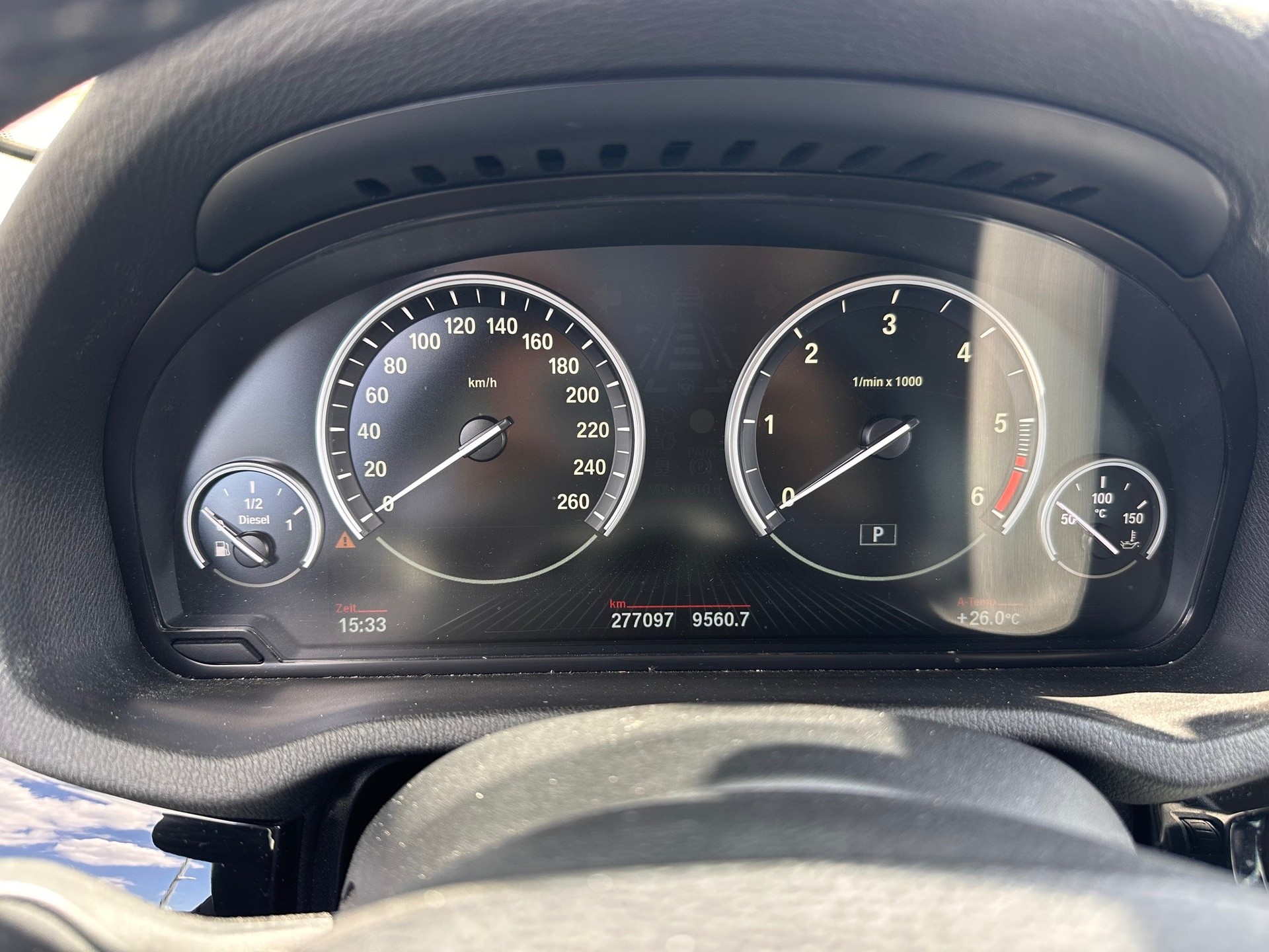 BMW 20d xDrive-image-4