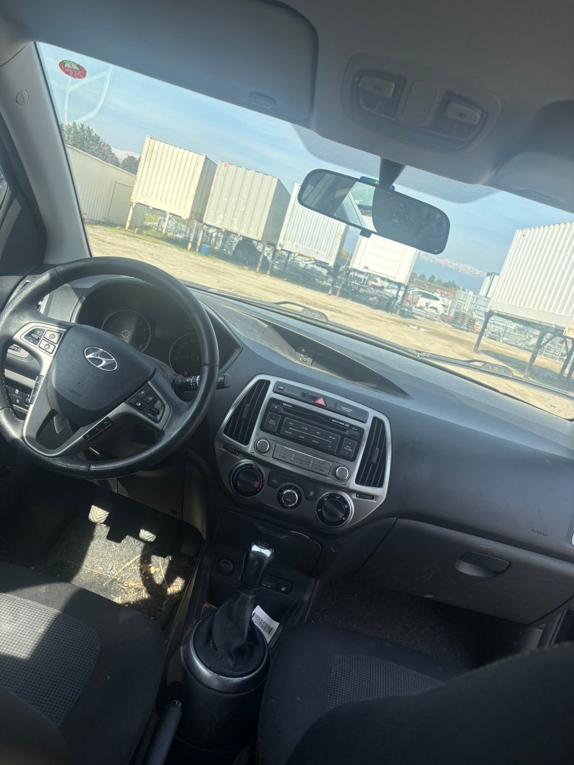 HYUNDAI i20 1.4 Style-image-5