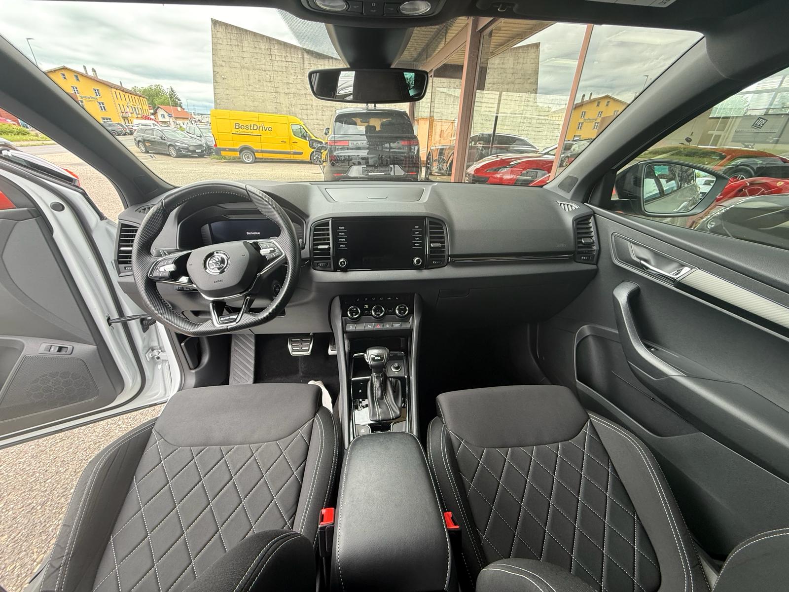 SKODA Karoq 1.5 TSI ACT SportLine DSG-image-8