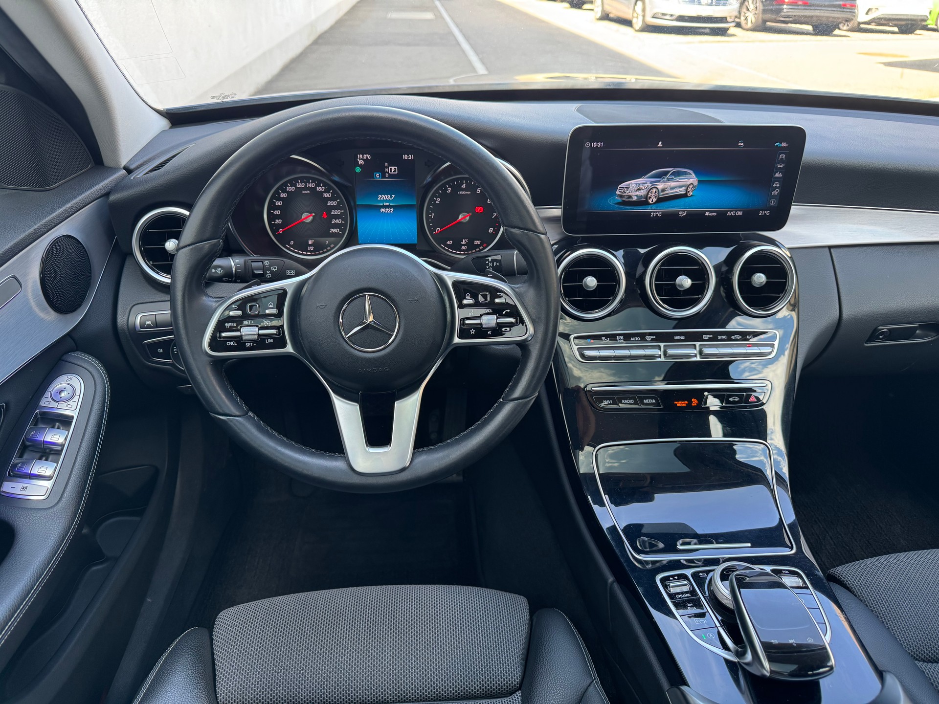 MERCEDES-BENZ C 180 T Avantgarde*Anhängerkupplung*Panorama-Schiebedach*-image-10