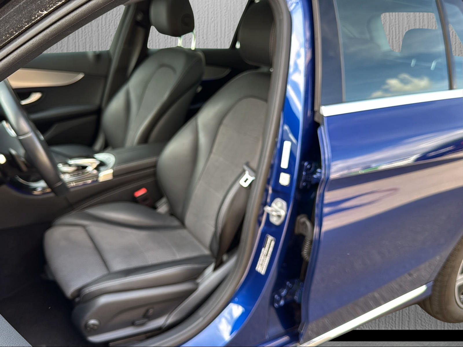 MERCEDES-BENZ C 180 T Avantgarde*Anhängerkupplung*Panorama-Schiebedach*-image-7