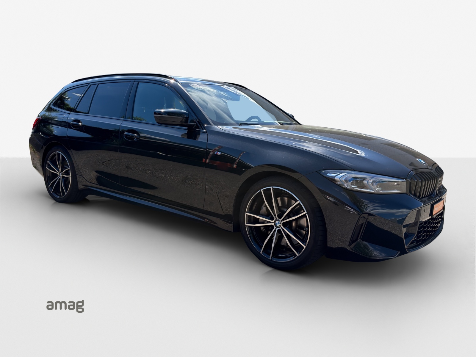 BMW 330i Touring xDrive Steptronic M Sport-image-5