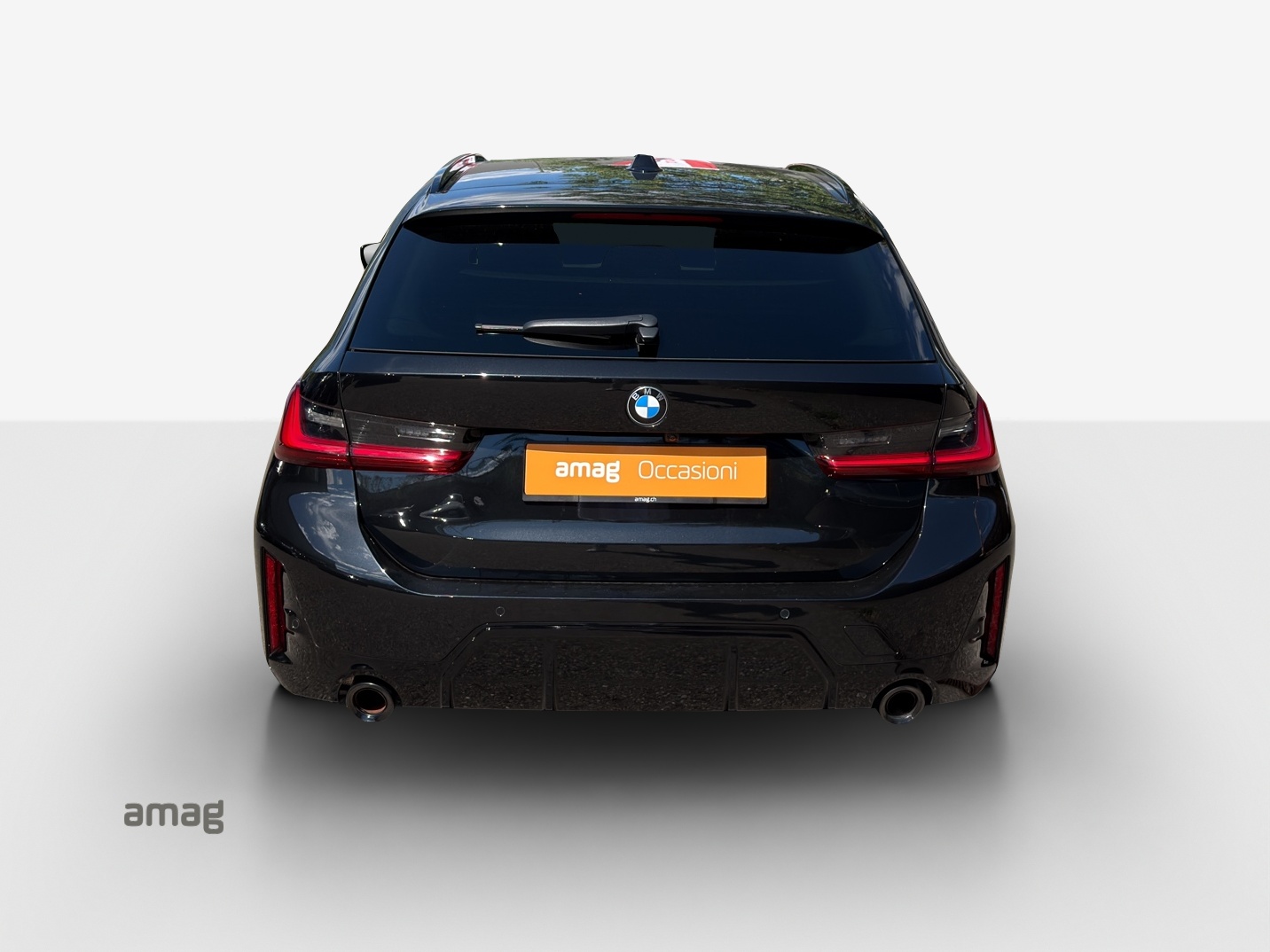 BMW 330i Touring xDrive Steptronic M Sport-showroom-element-3