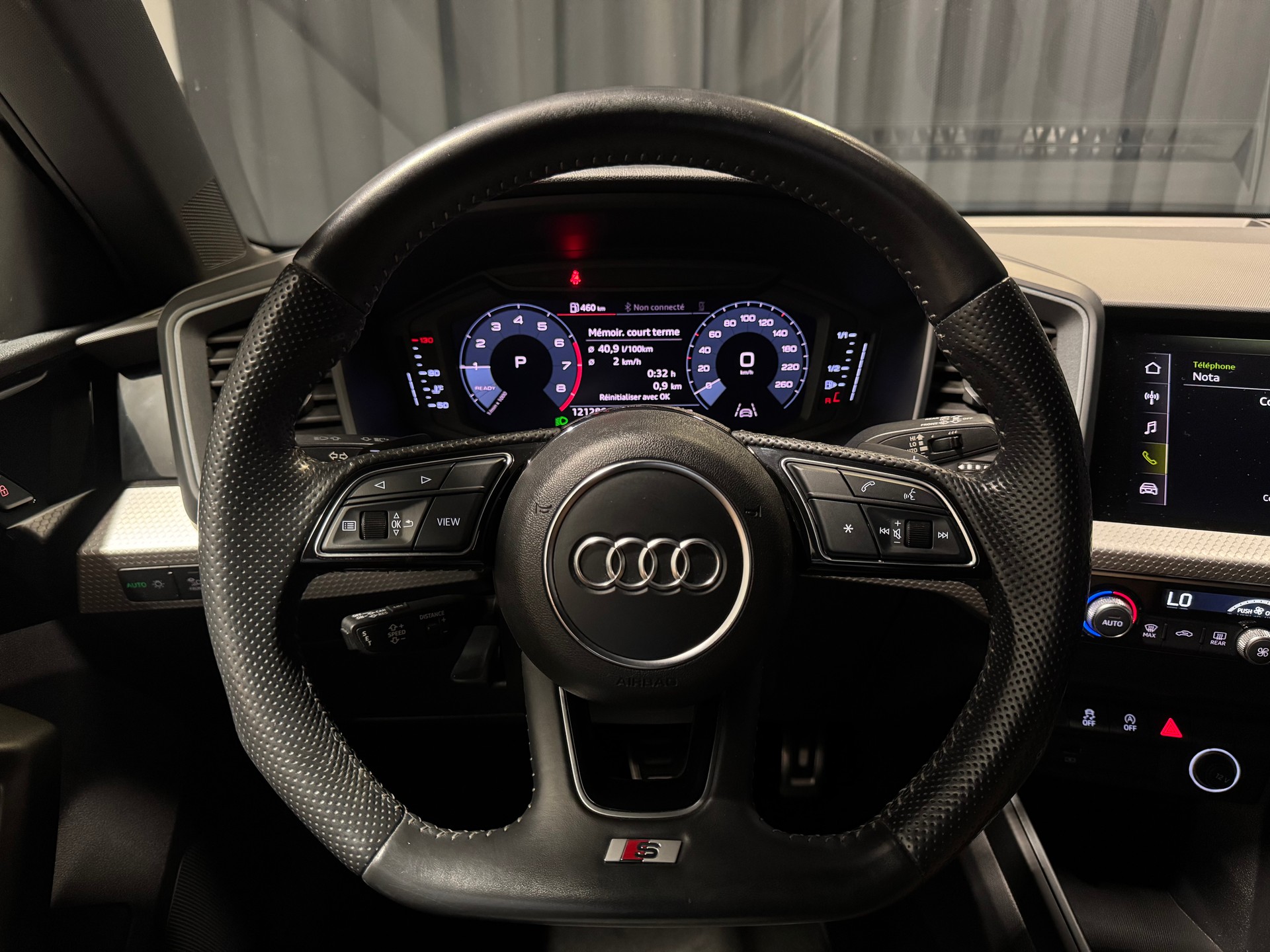 AUDI A1 Sportback 35 TFSI S Line S-tronic (27)-image-9