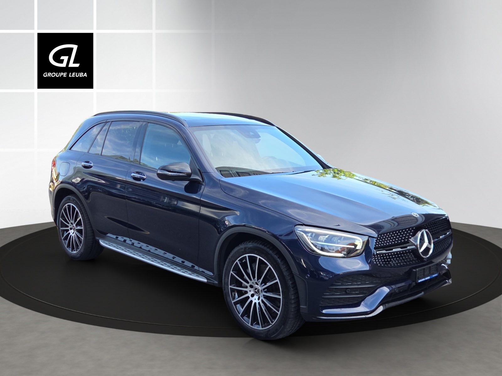 MERCEDES-BENZ GLC 200 AMG Line 4Matic 9G-Tronic-image-0