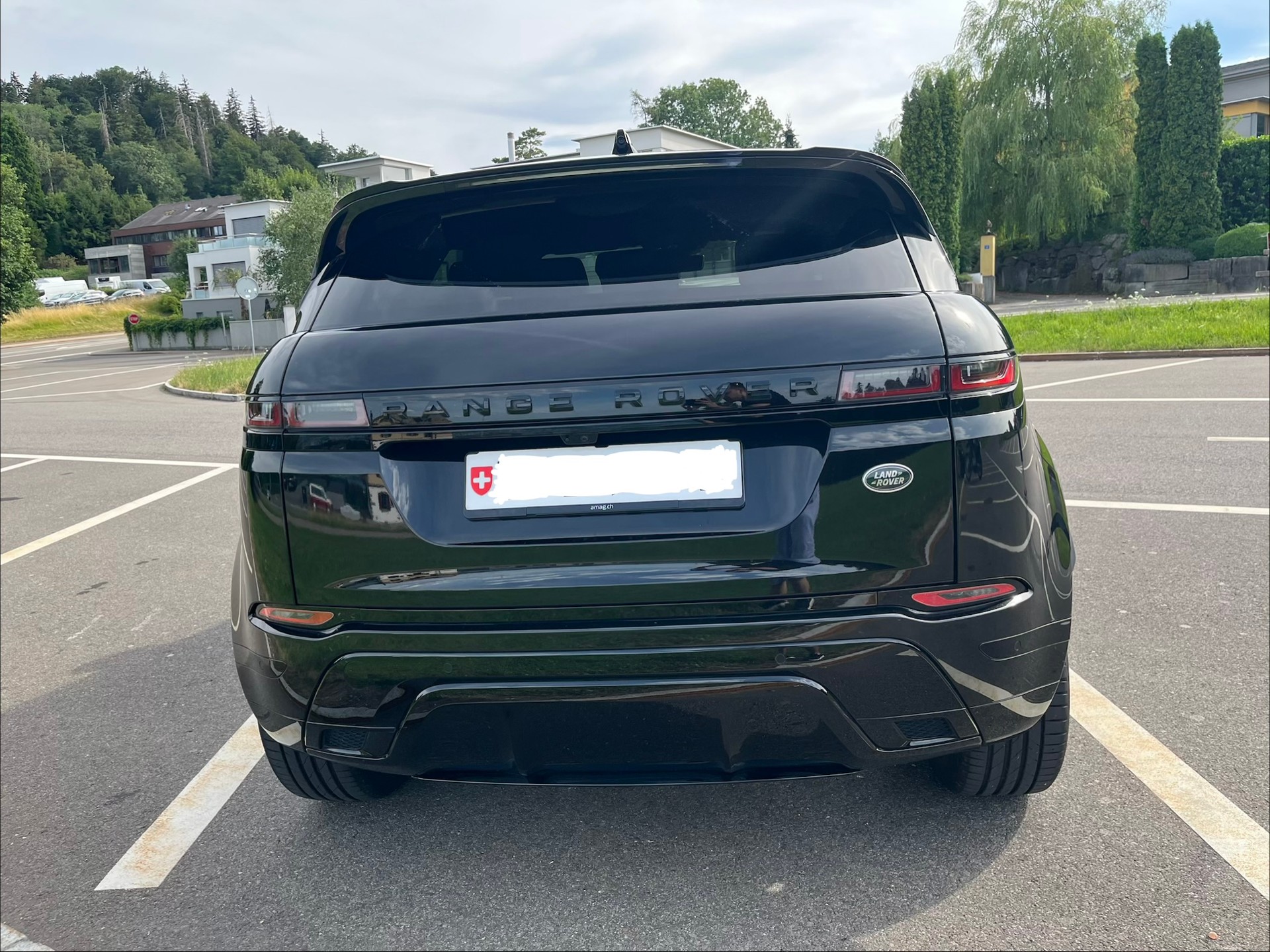 LAND ROVER 2.0 T 300 R-Dynamic S-image-3