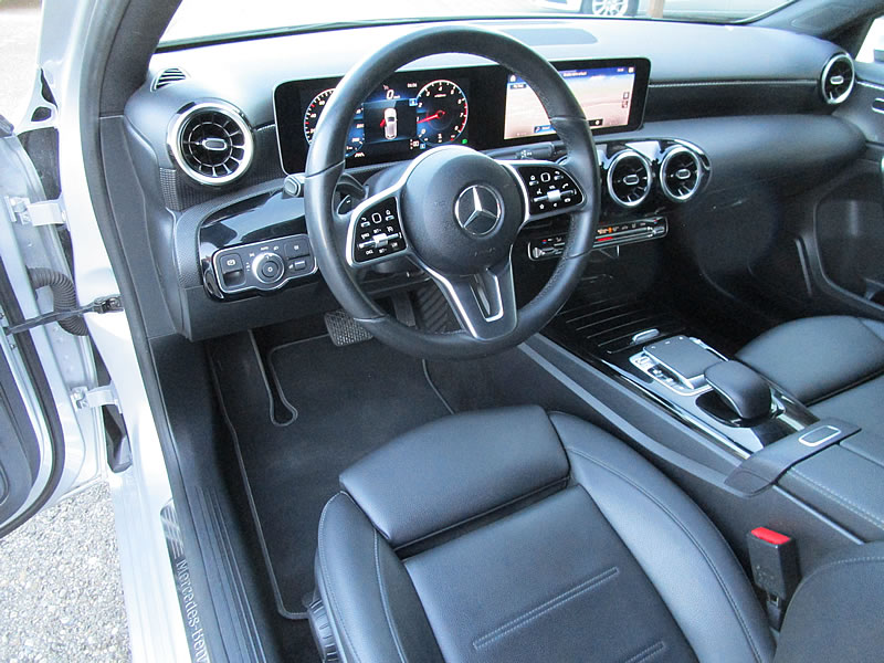 MERCEDES-BENZ A 180 Progressive 7G-DCT-image-15