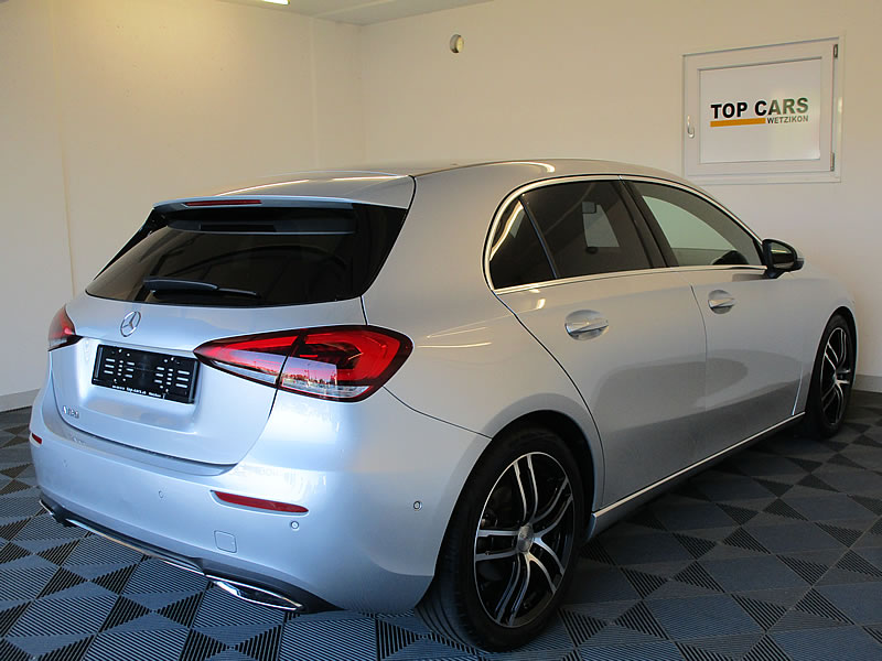 MERCEDES-BENZ A 180 Progressive 7G-DCT-image-4