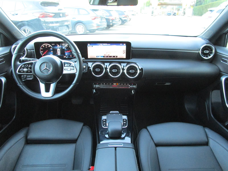 MERCEDES-BENZ A 180 Progressive 7G-DCT-image-2