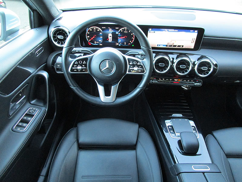 MERCEDES-BENZ A 180 Progressive 7G-DCT-image-5