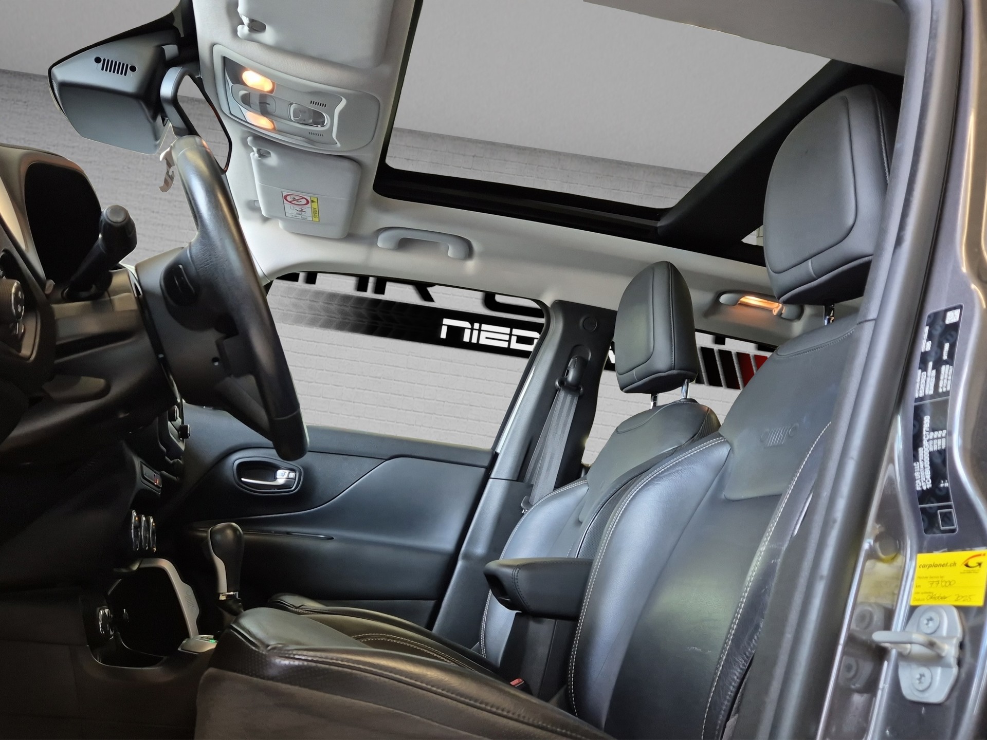 JEEP Renegade 1.4 Turbo Limited AWD-image-17