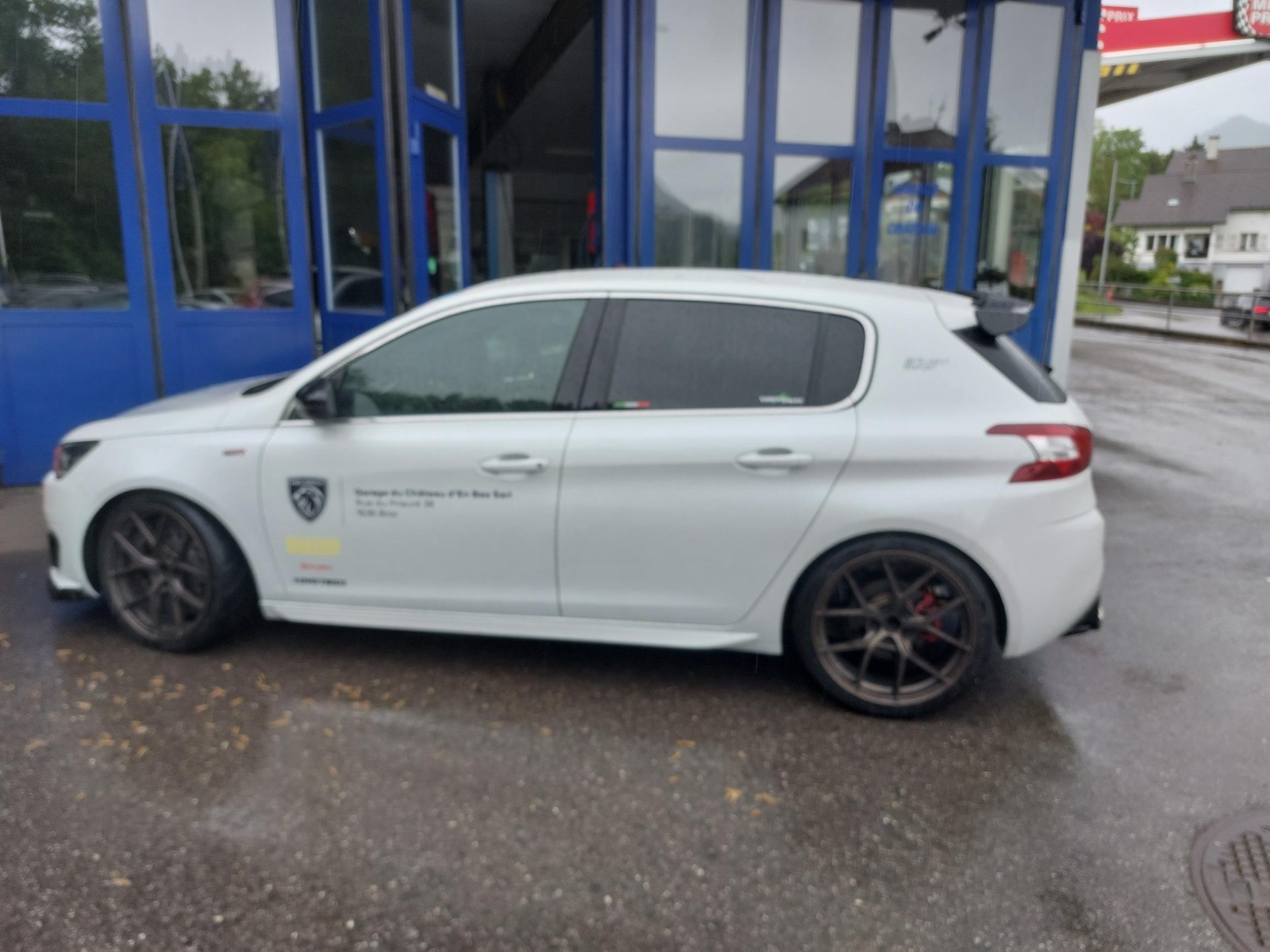 PEUGEOT 308 1.6 THP GTi-image-2