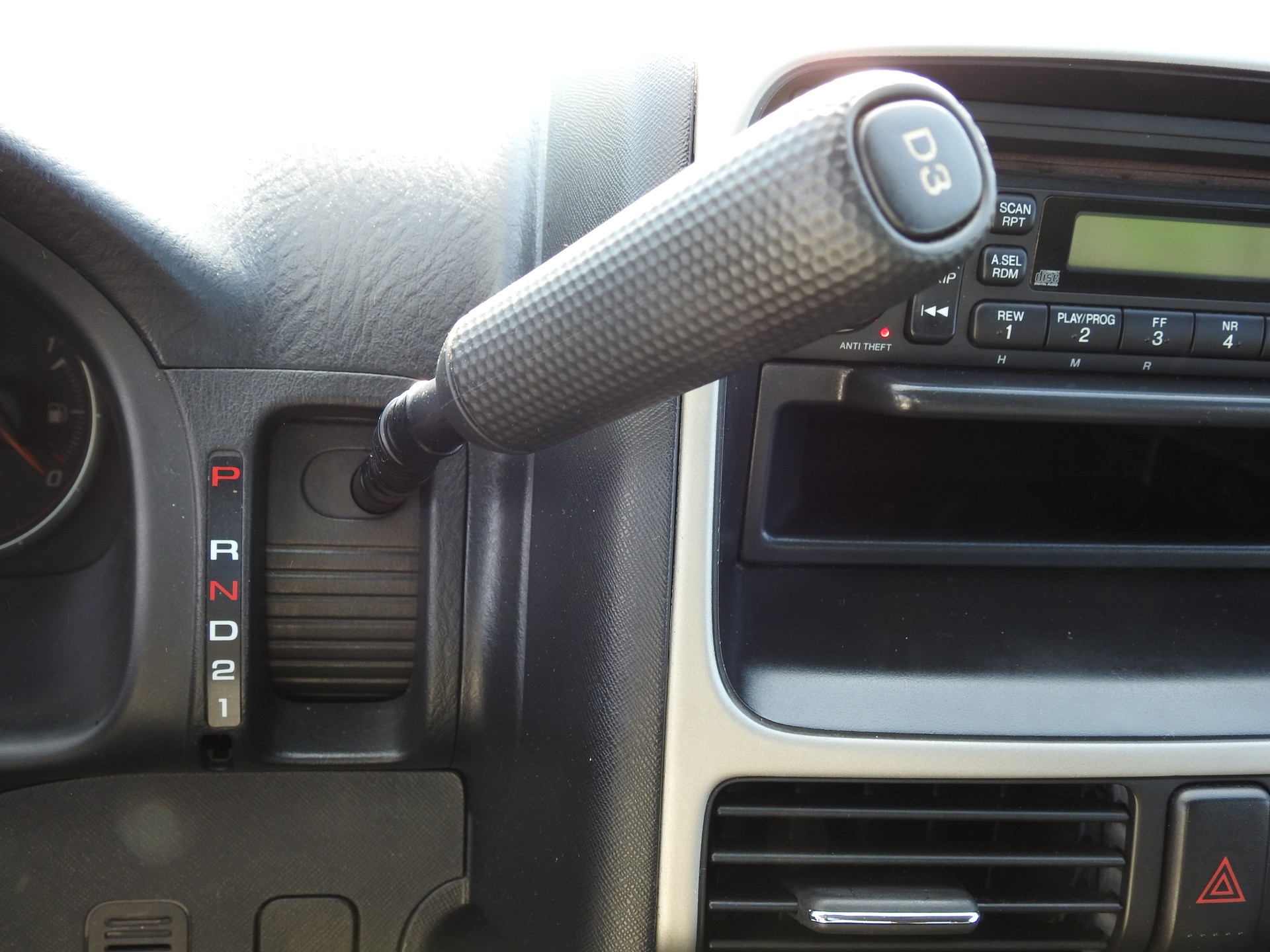 HONDA CR-V 2.0 4WD LS Adventure-image-22
