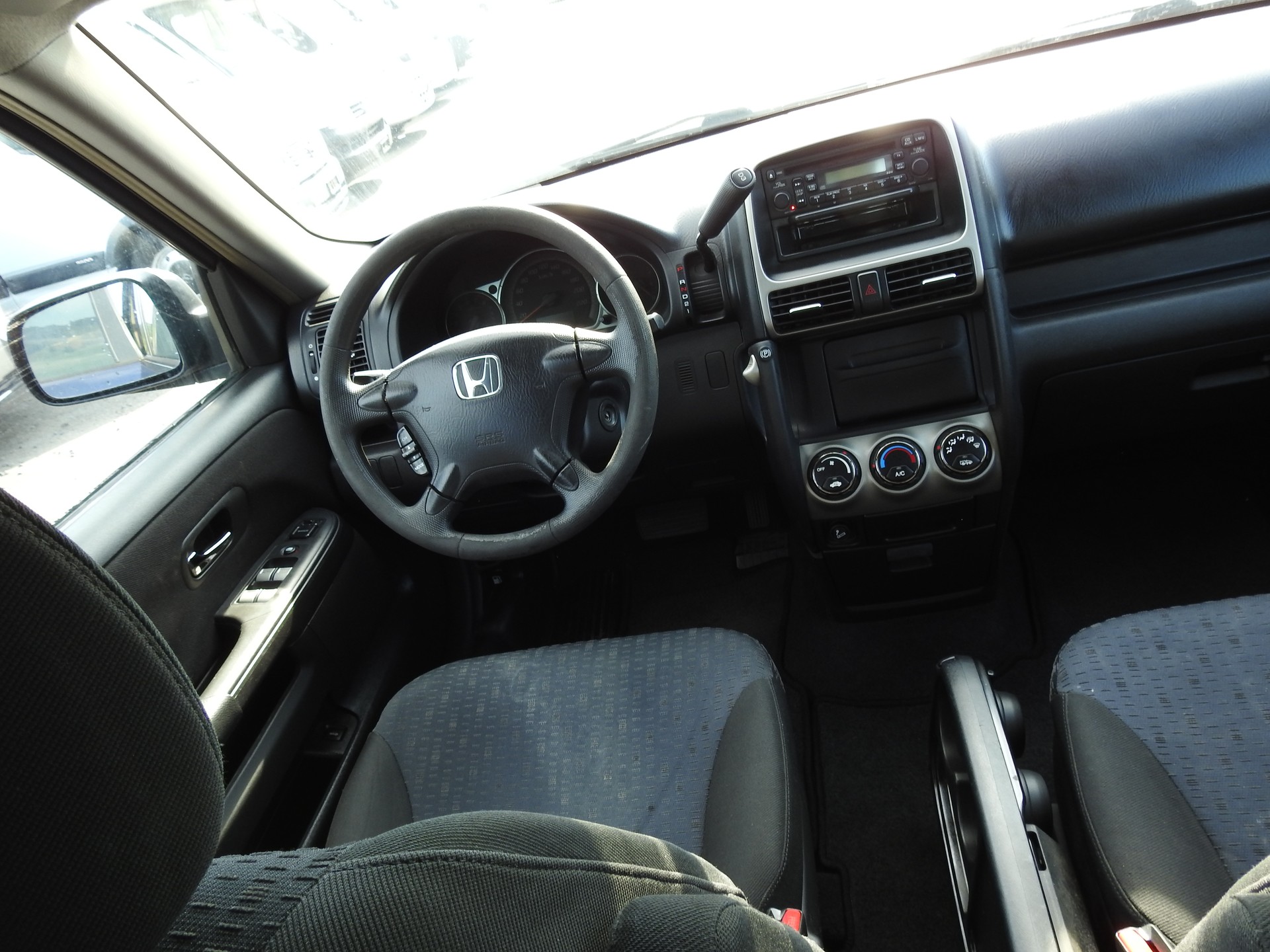 HONDA CR-V 2.0 4WD LS Adventure-image-21
