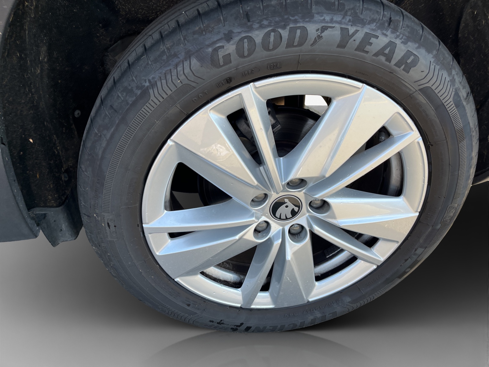 SKODA Karoq 1.5 TSI Selection DSG-image-14