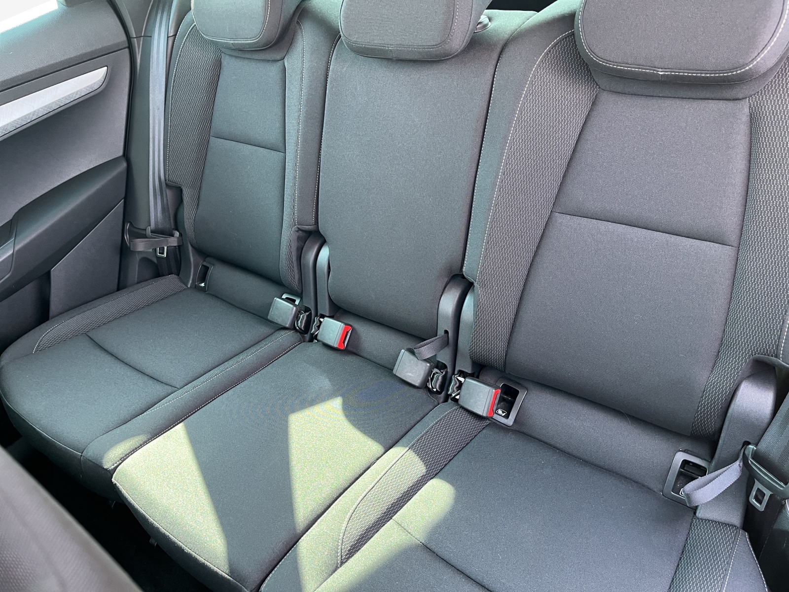 SKODA Karoq 1.5 TSI Selection DSG-image-11