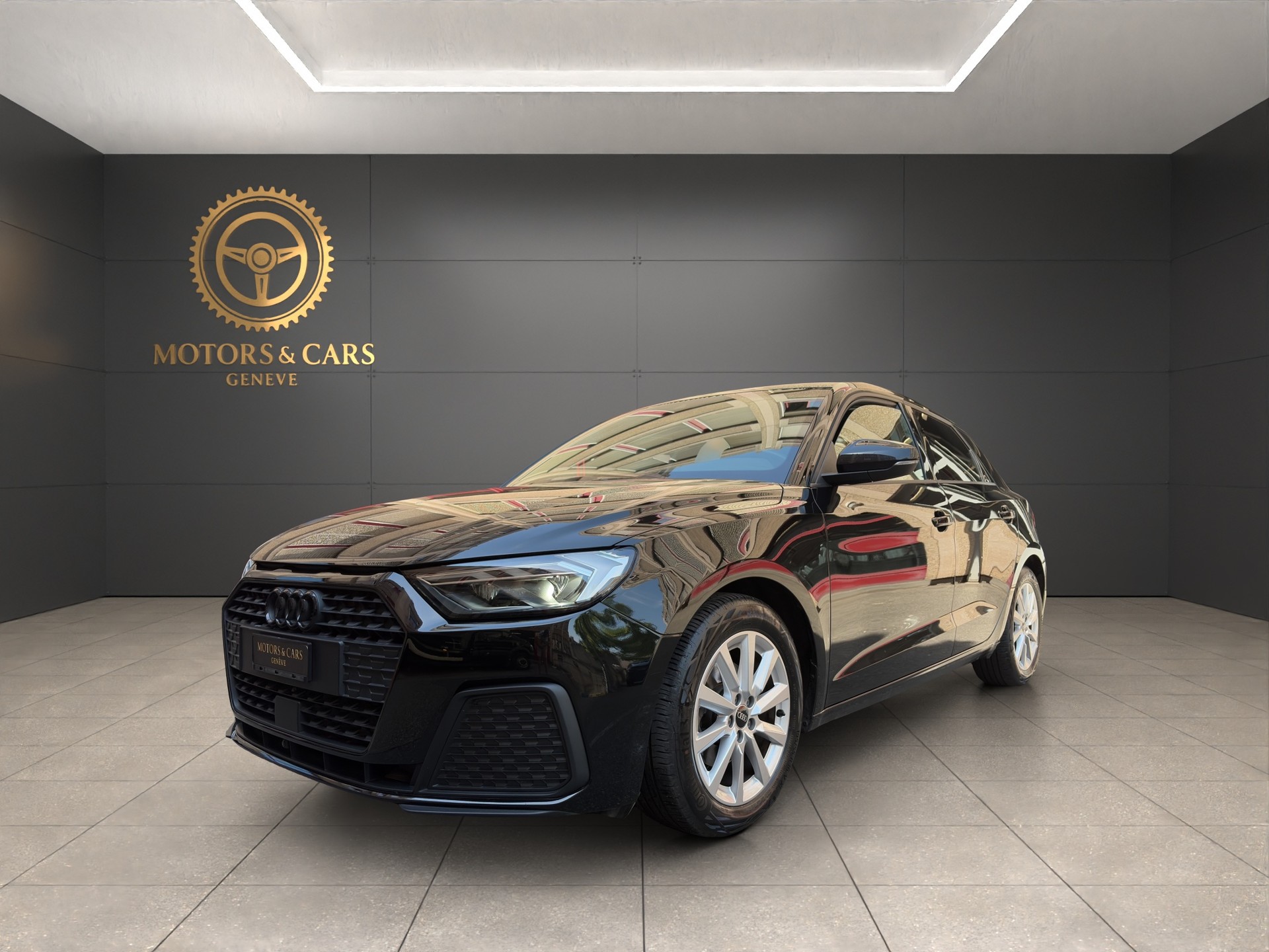 AUDI A1 Sportback 30 TFSI Attraction S-tronic-image-0