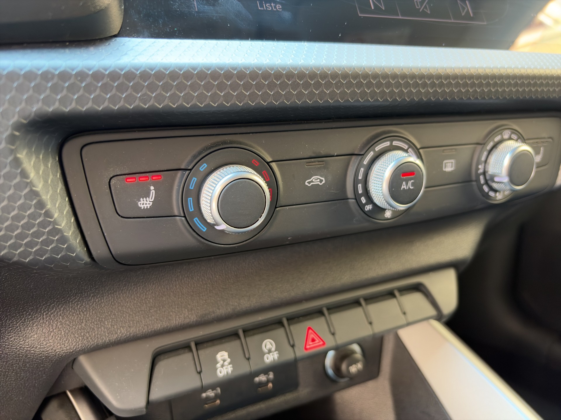 AUDI A1 Sportback 30 TFSI Attraction S-tronic-image-20