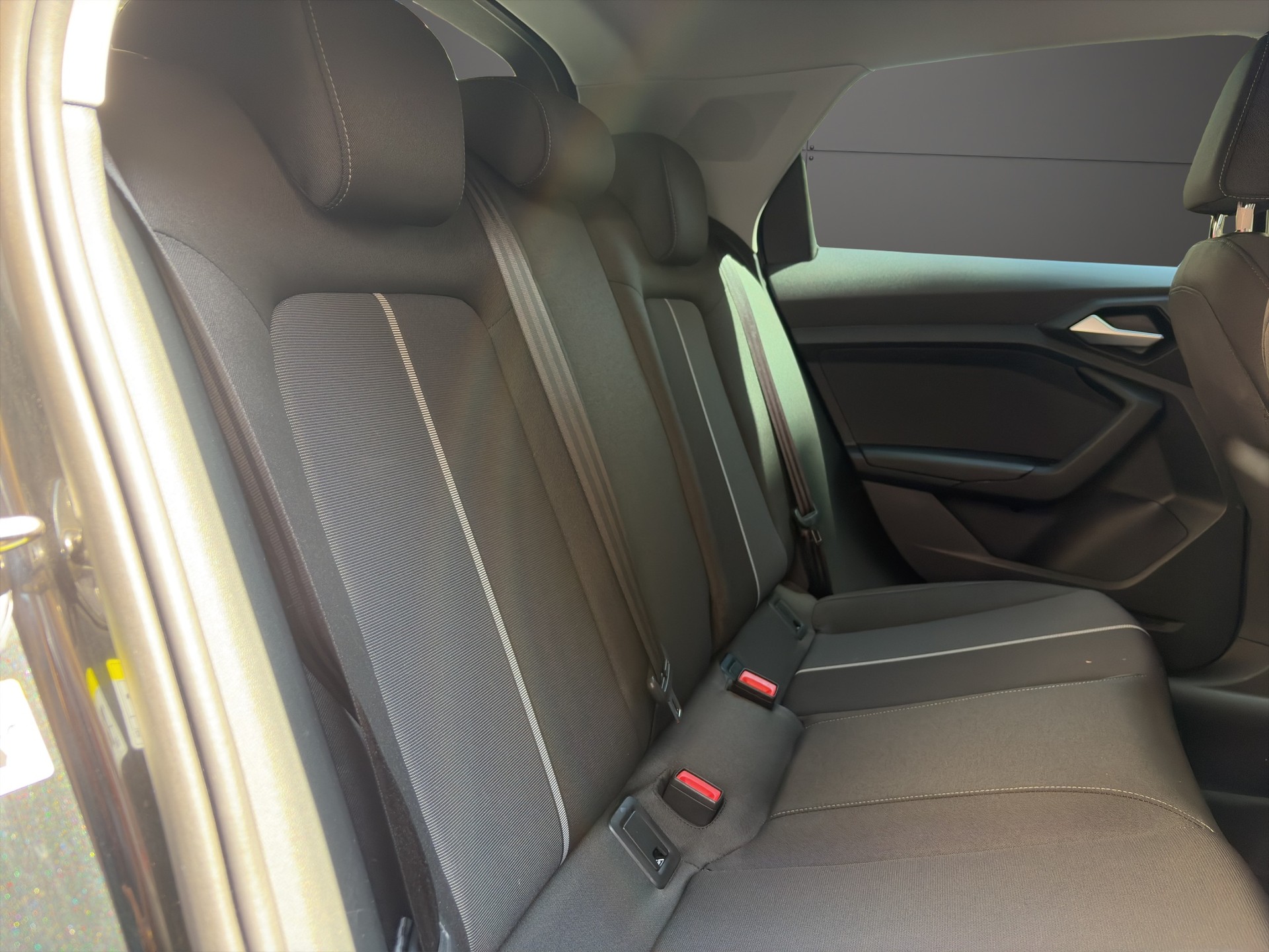 AUDI A1 Sportback 30 TFSI Attraction S-tronic-image-12