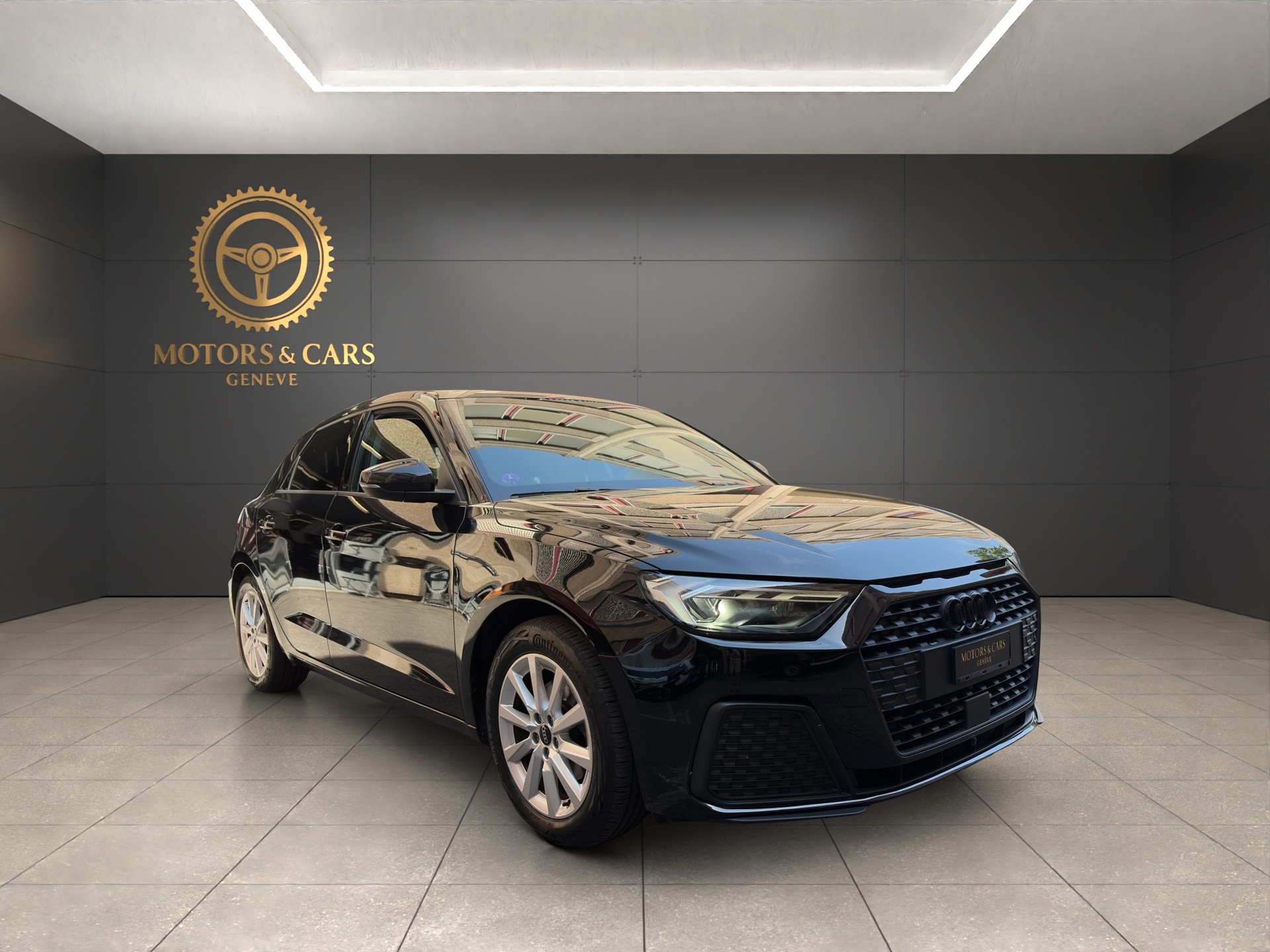 AUDI A1 Sportback 30 TFSI Attraction S-tronic-image-1