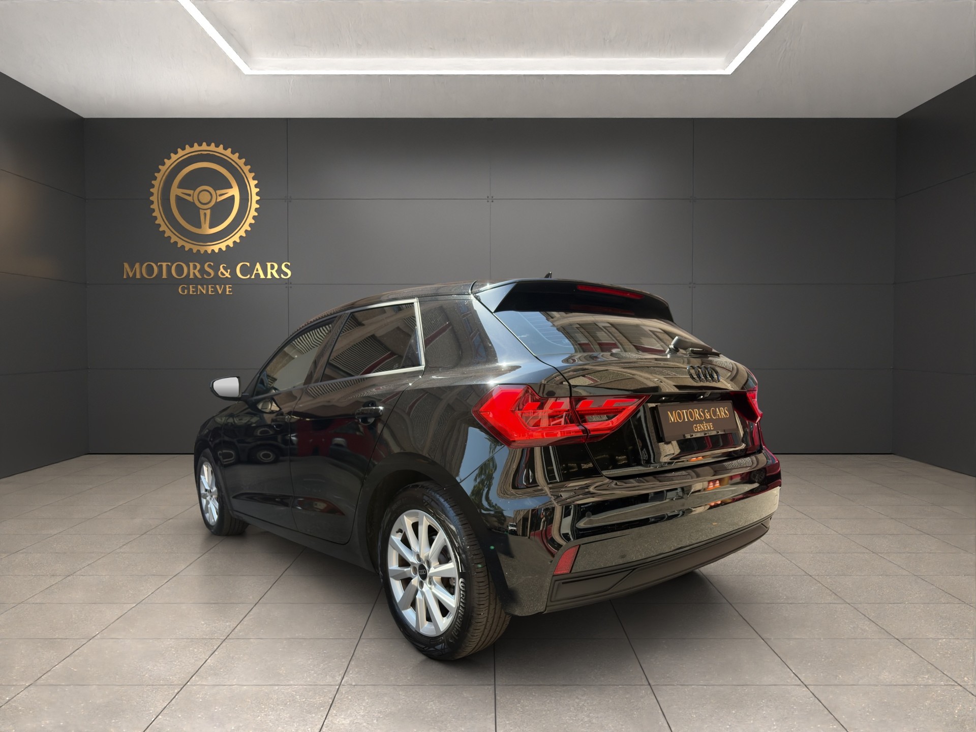 AUDI A1 Sportback 30 TFSI Attraction S-tronic-image-7