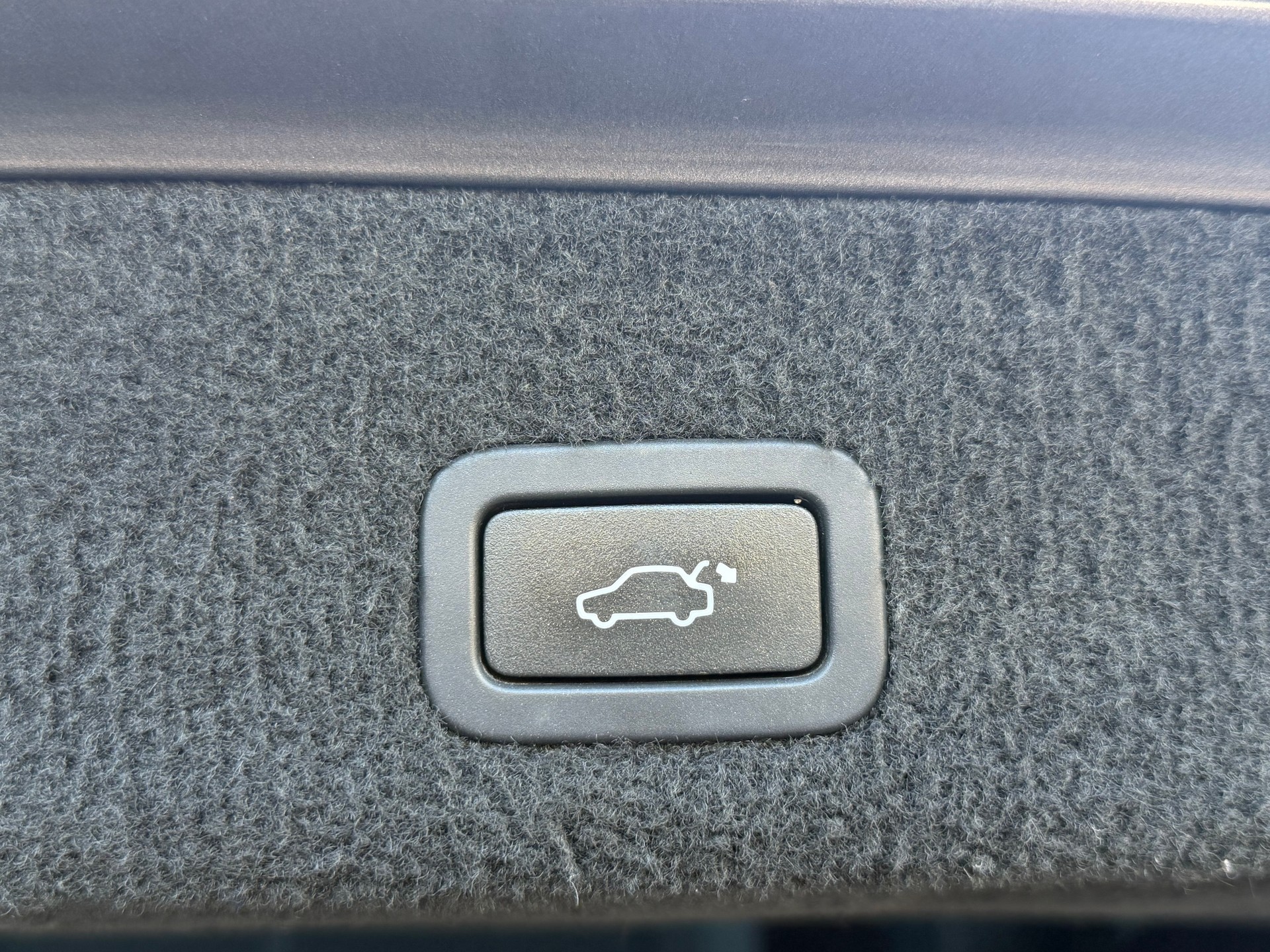 VOLVO V70 D5 AWD Summum Geartronic-image-19