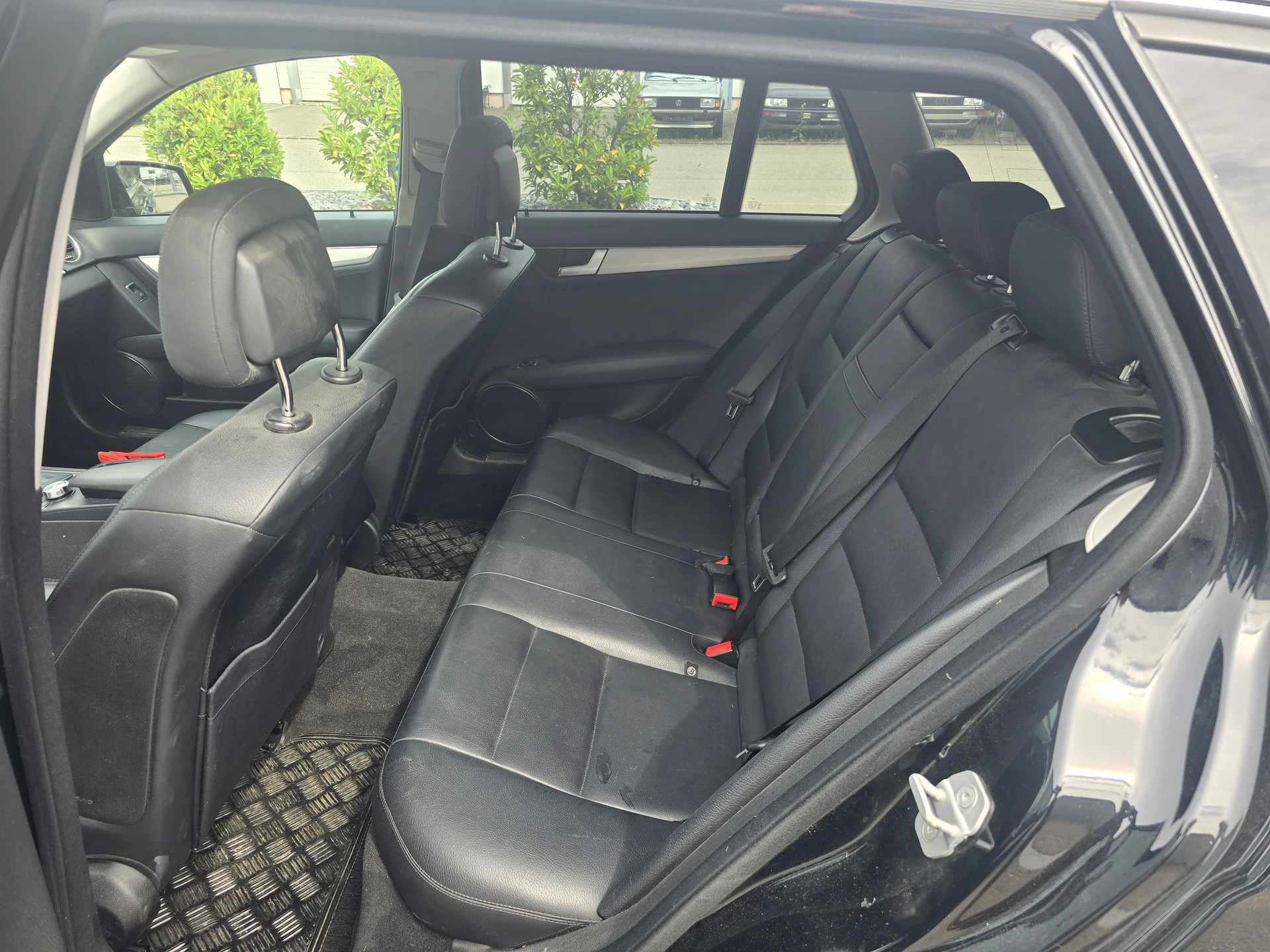 MERCEDES-BENZ C 350 Avantgarde 4Matic 7G-Tronic-image-6