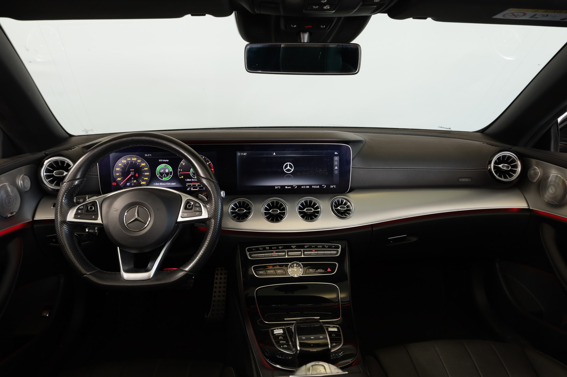 MERCEDES-BENZ E 400 Cabriolet AMG Line 4 Matic 9G-Tronic-image-6