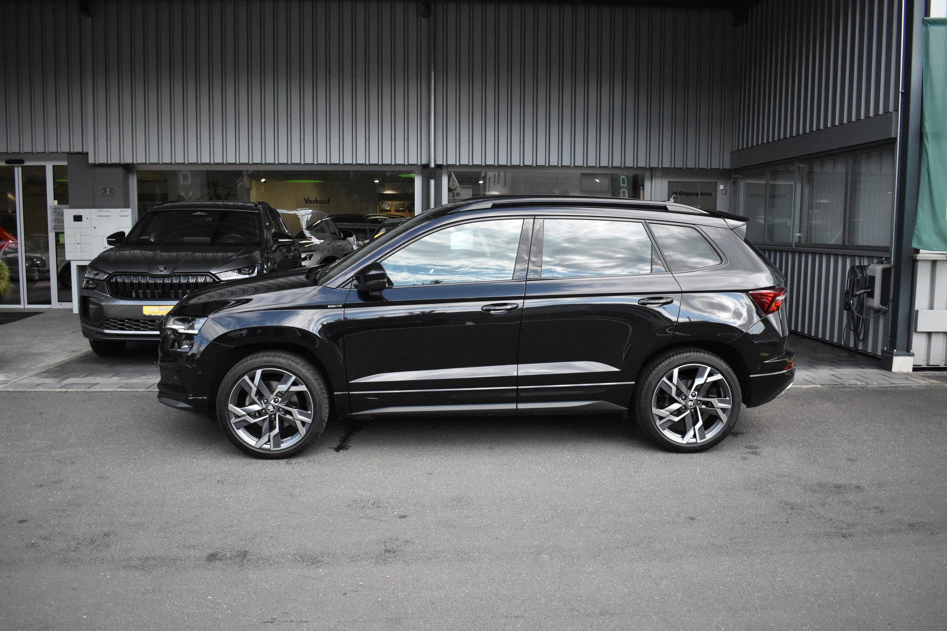 SKODA Karoq 2.0 TSI SportLine 4x4 DSG-showroom-element-3