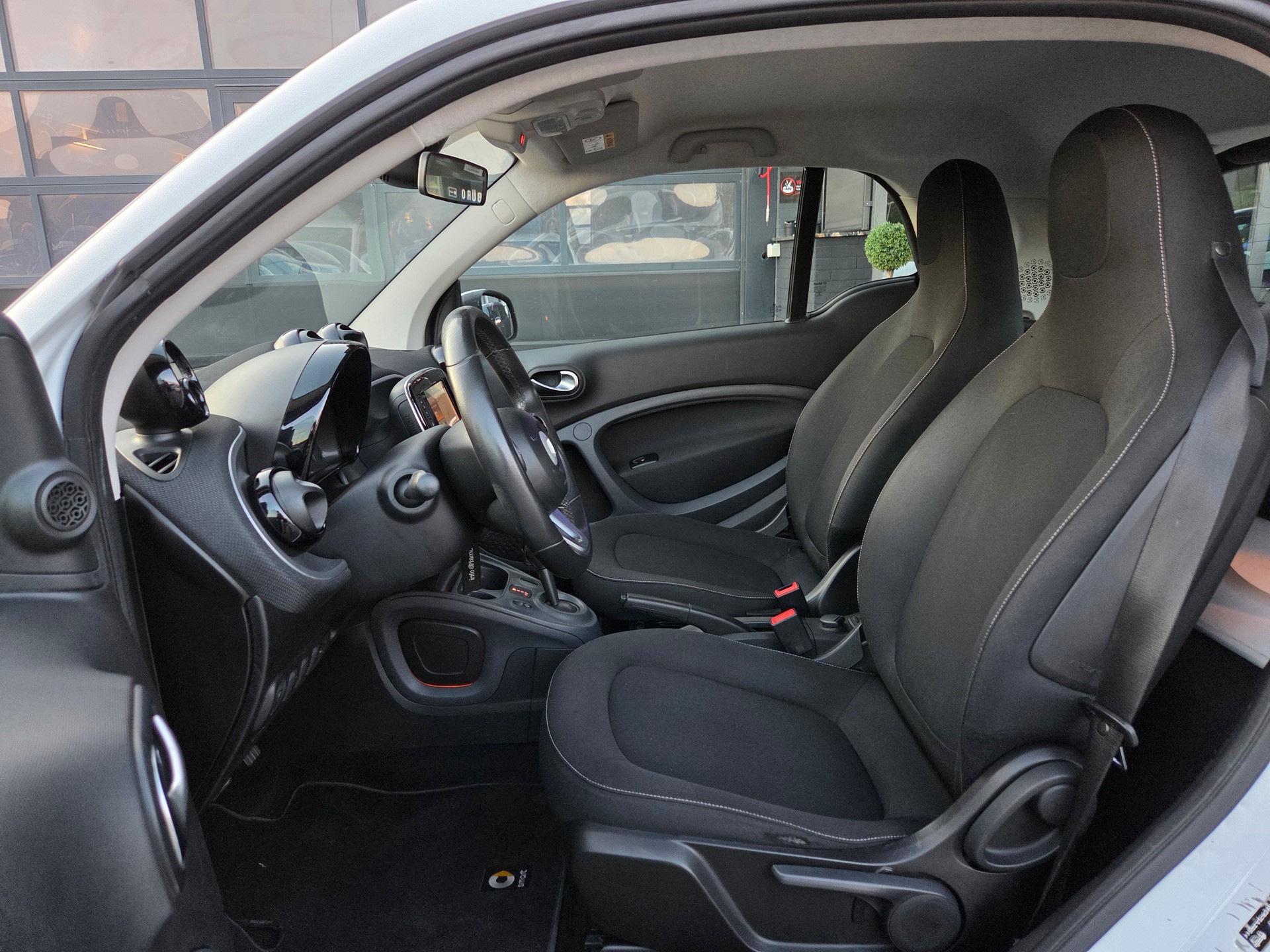 SMART fortwo passion twinmatic-image-12