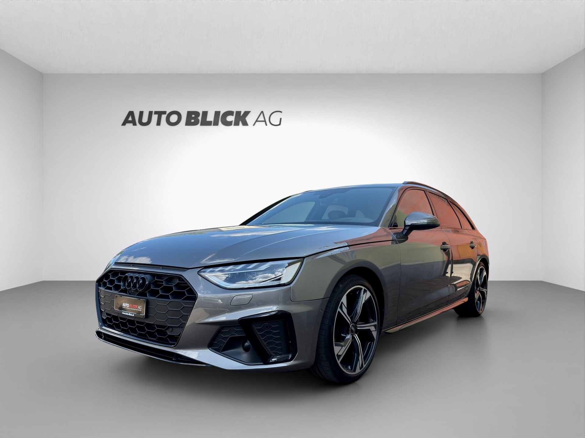AUDI A4 Avant 35 TFSI S line S-tronic-image-0
