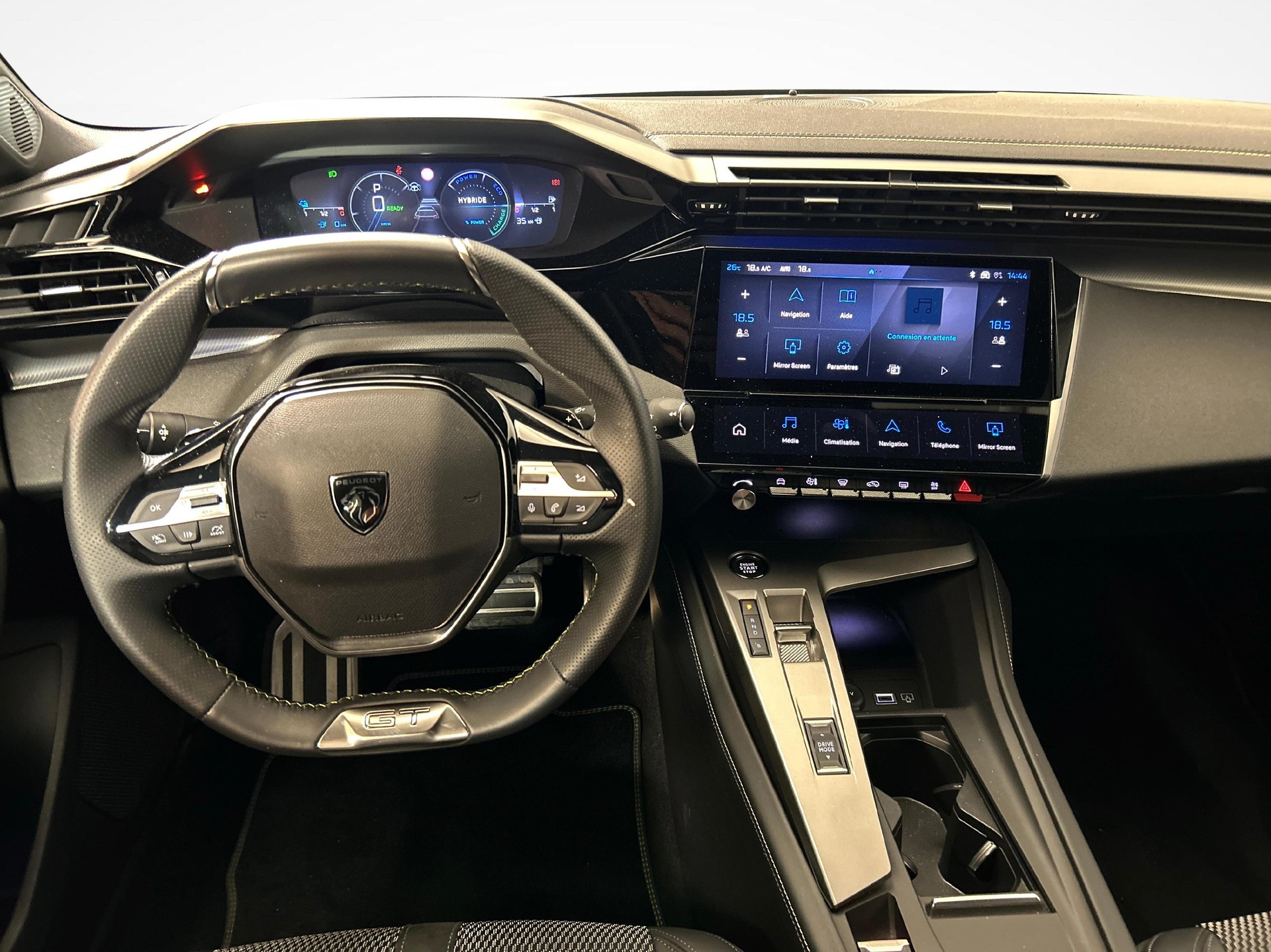 PEUGEOT 308 SW 1.6 PHEV 180 GT-image-6