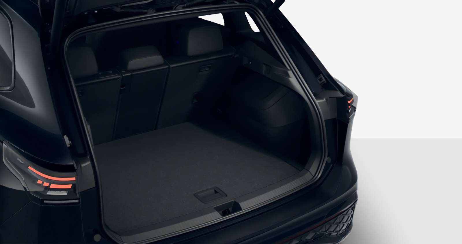 VW Tiguan 2.0 TDI SCR R-Line 4Motion DSG-image-7