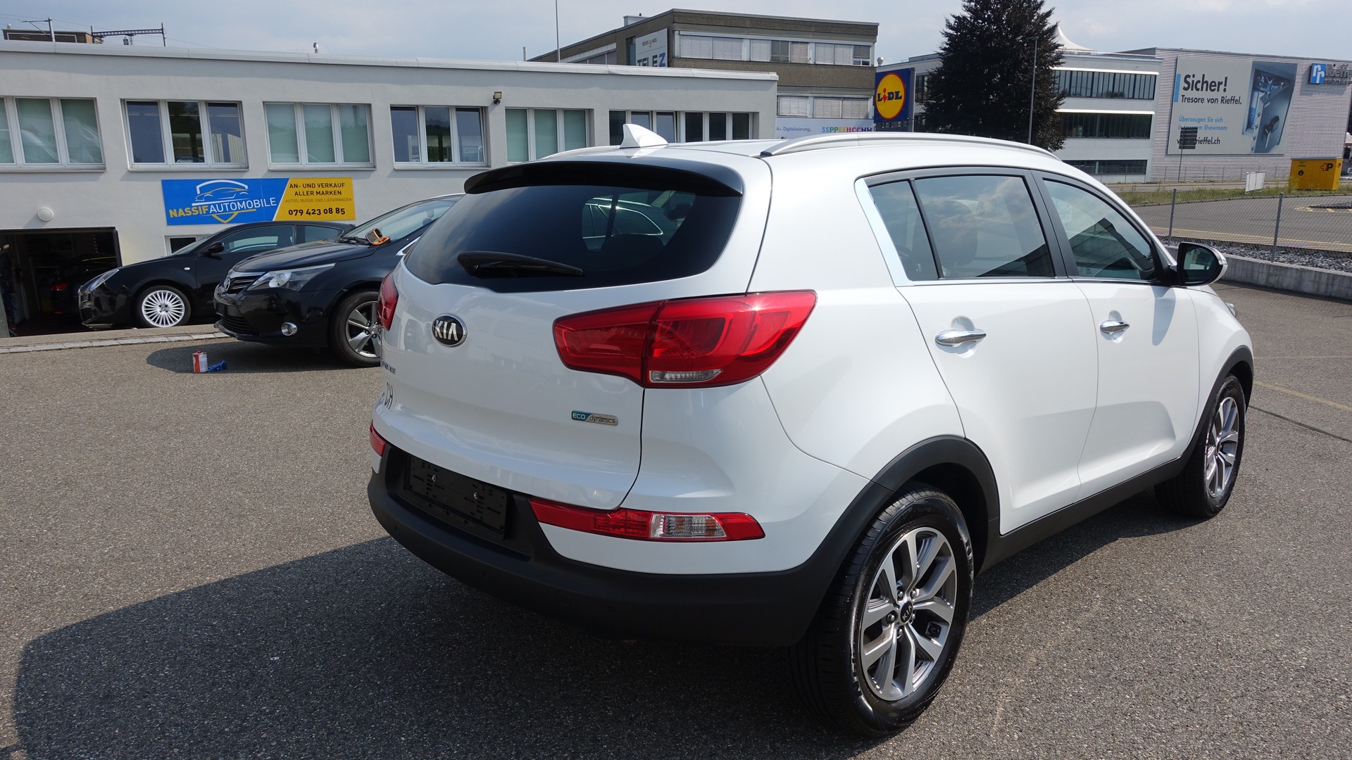 KIA Sportage 1.7 CRDi Swiss Eco Edition-image-1