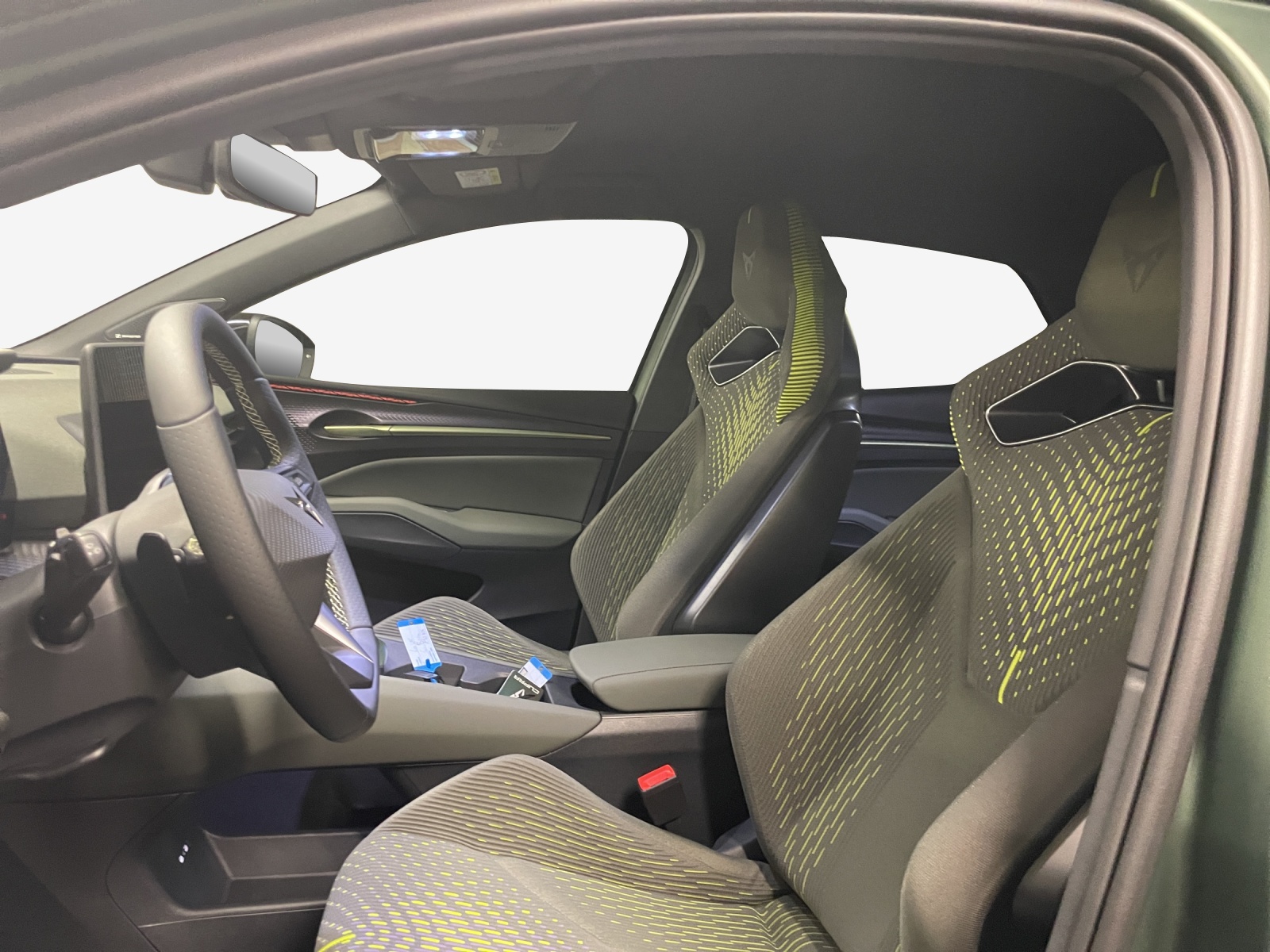 CUPRA Raval 52 kWh VZ Extreme Launch Edition-image-7