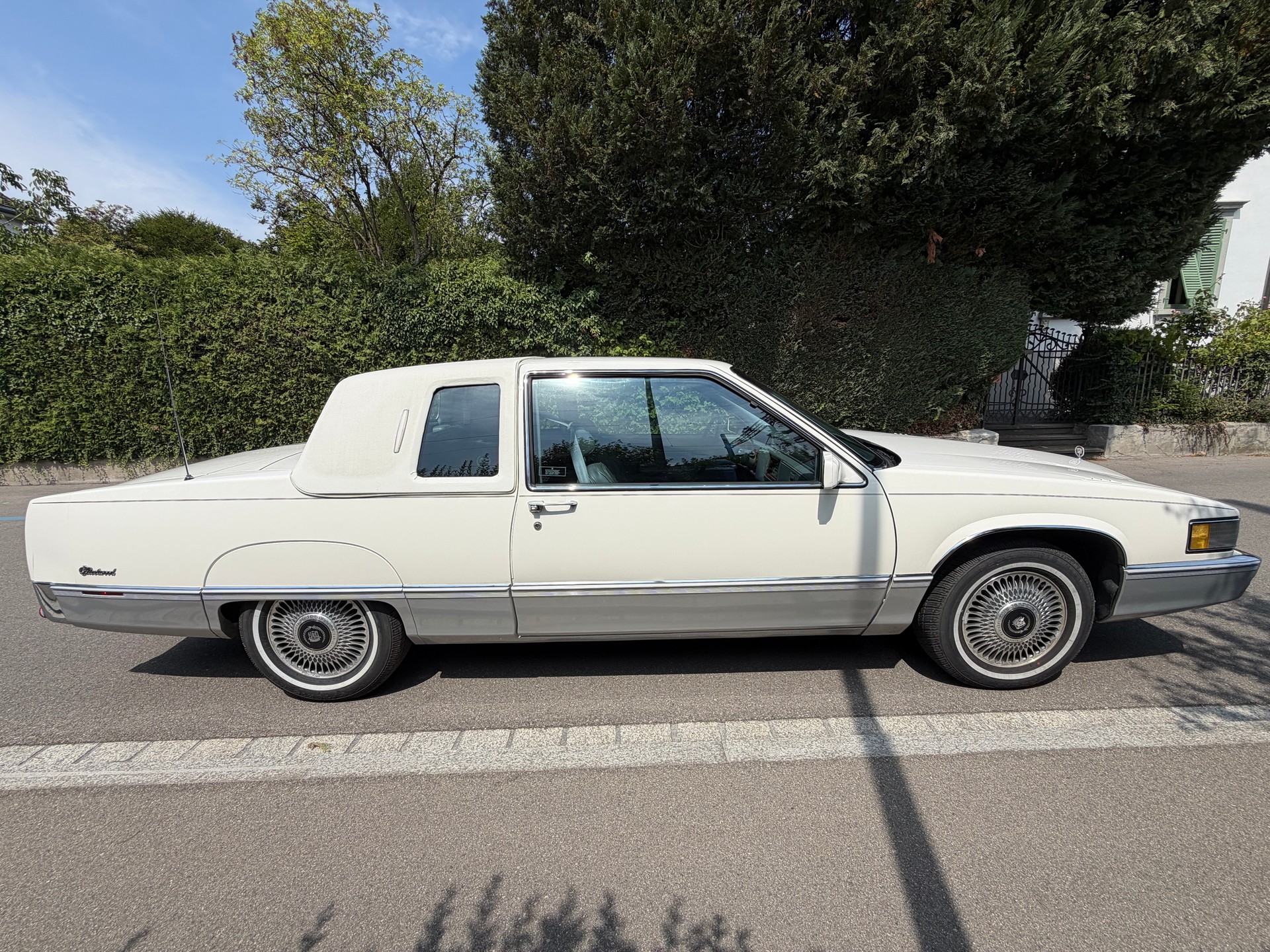 CADILLAC Deville 4.5-image-1