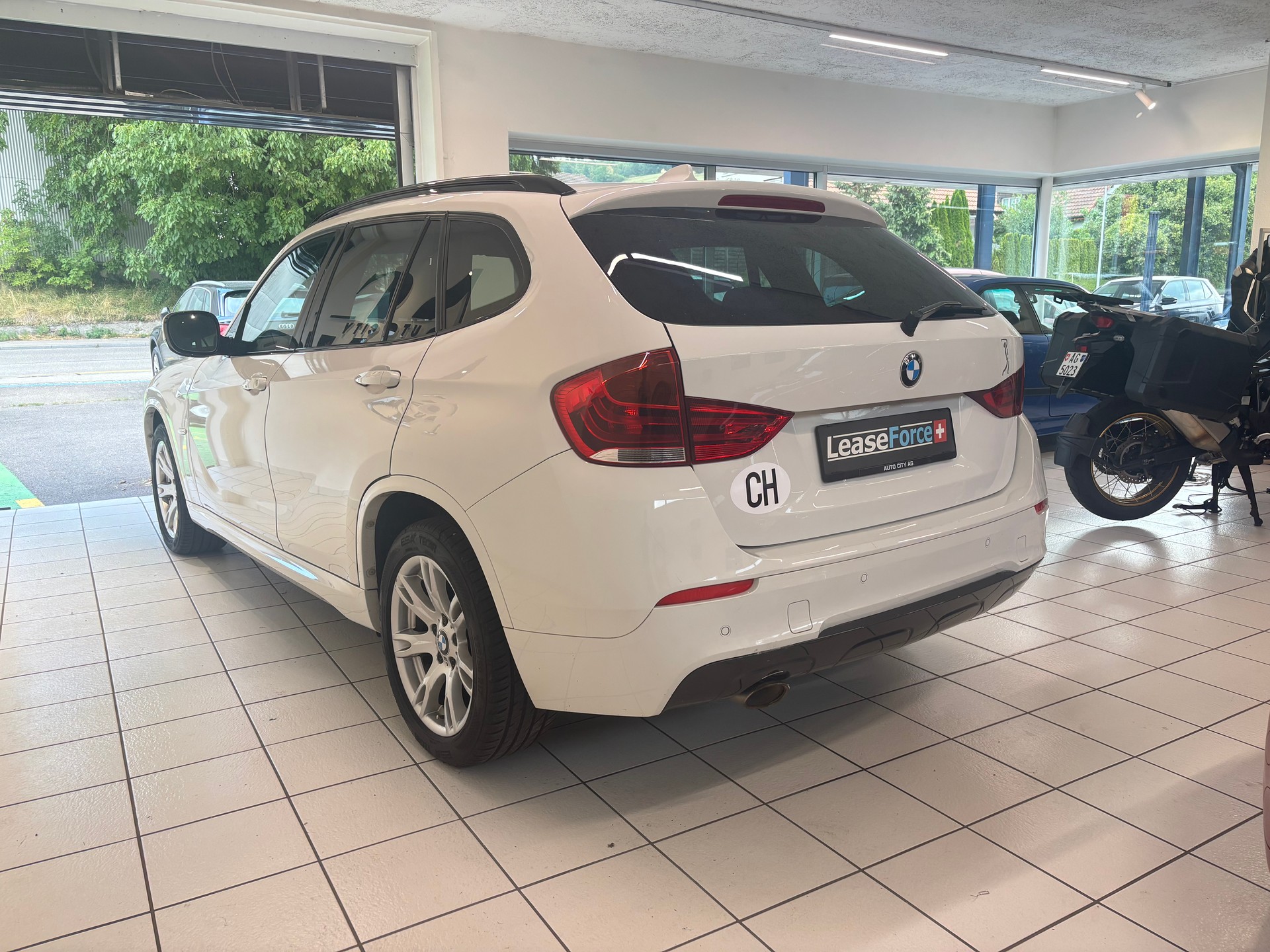 BMW M-Packet X1 xDrive 20d Steptronic-image-2