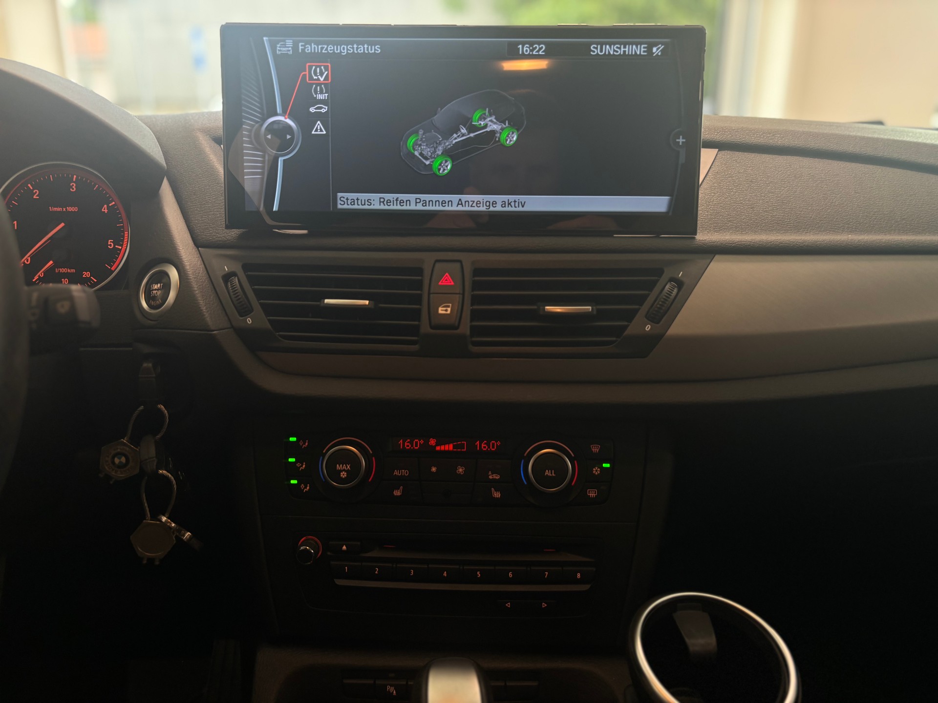 BMW M-Packet X1 xDrive 20d Steptronic-image-11